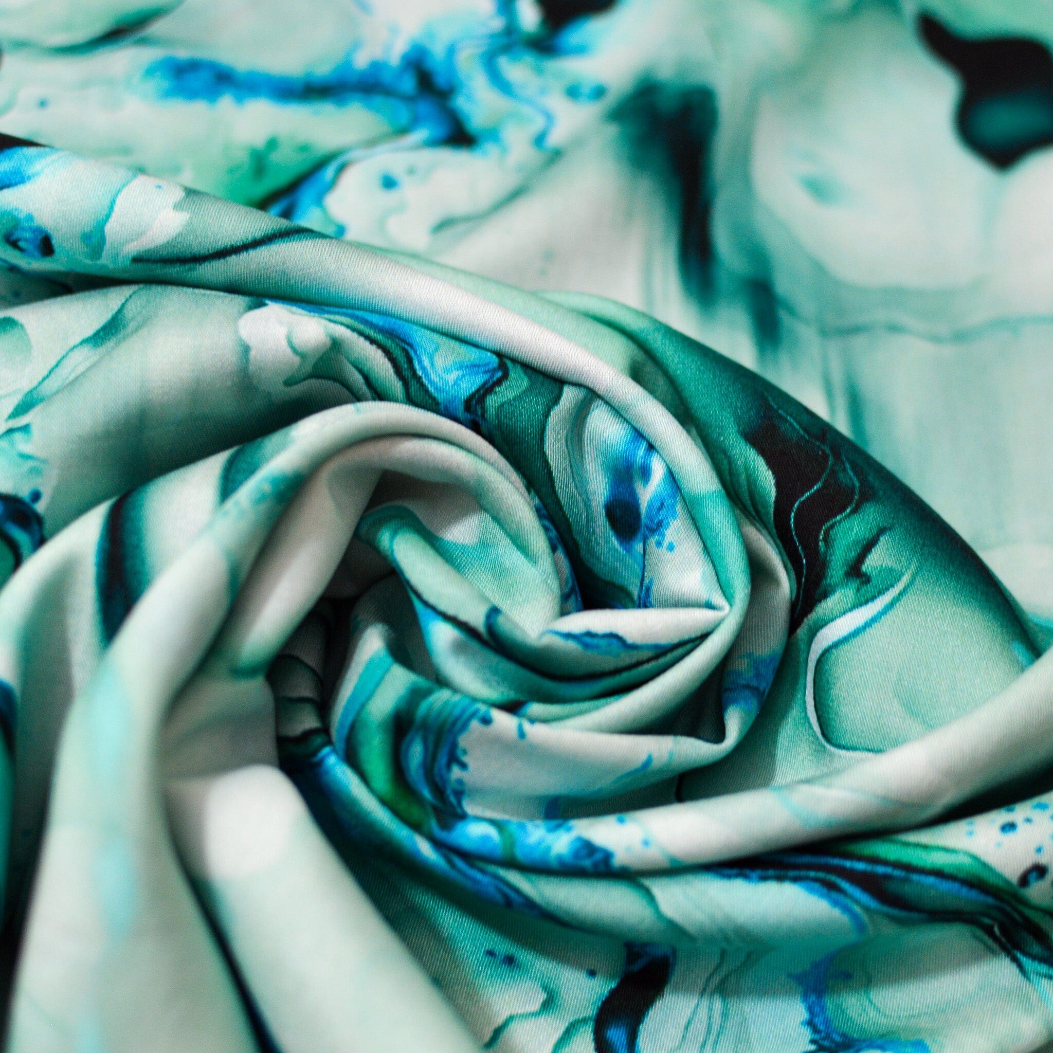 Viskose - Abstract Liquid - mint Fabric poshpinks