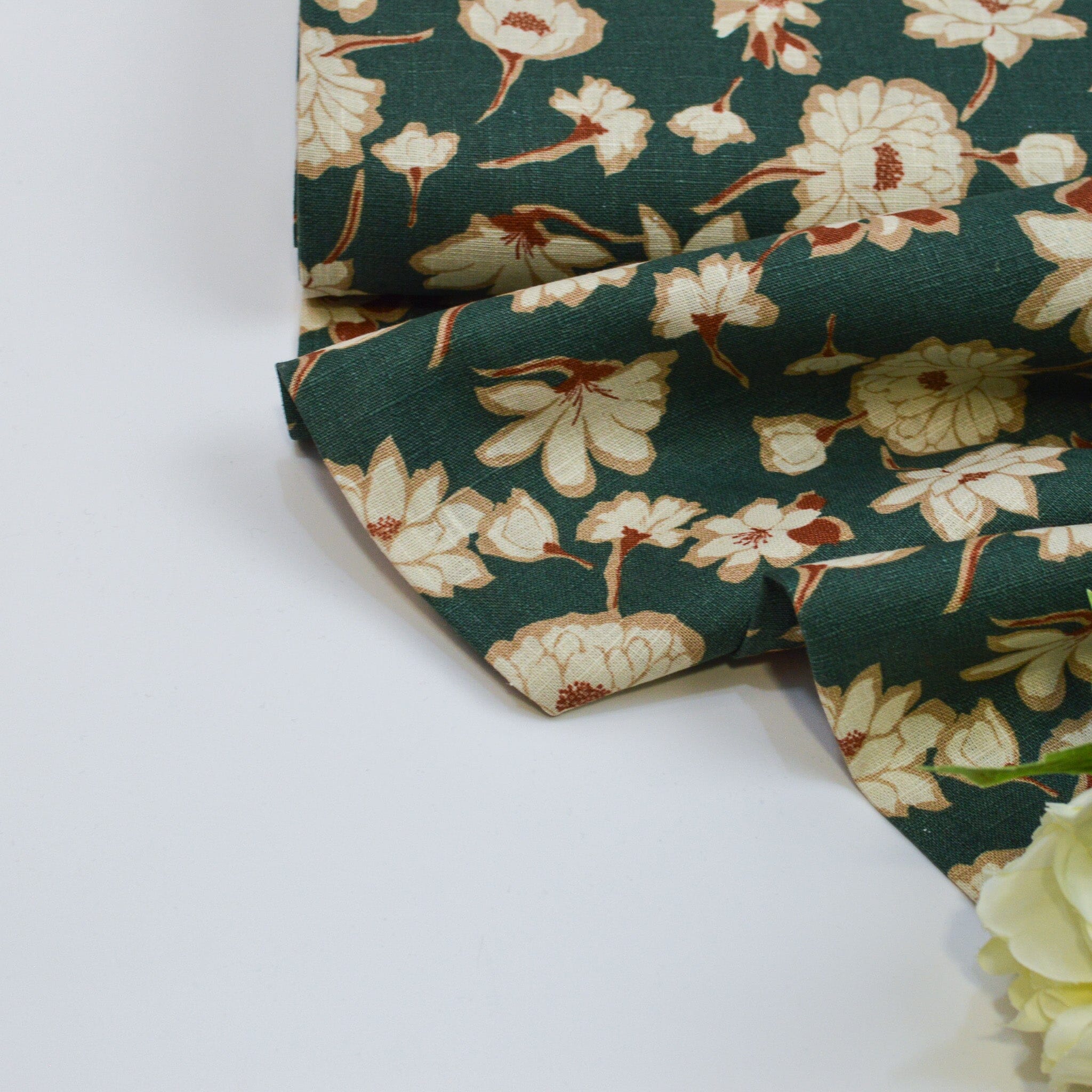 Leinen gewaschen - Druck Blumen - flaschengrün rostrot - Grasleinen Fabric poshpinks