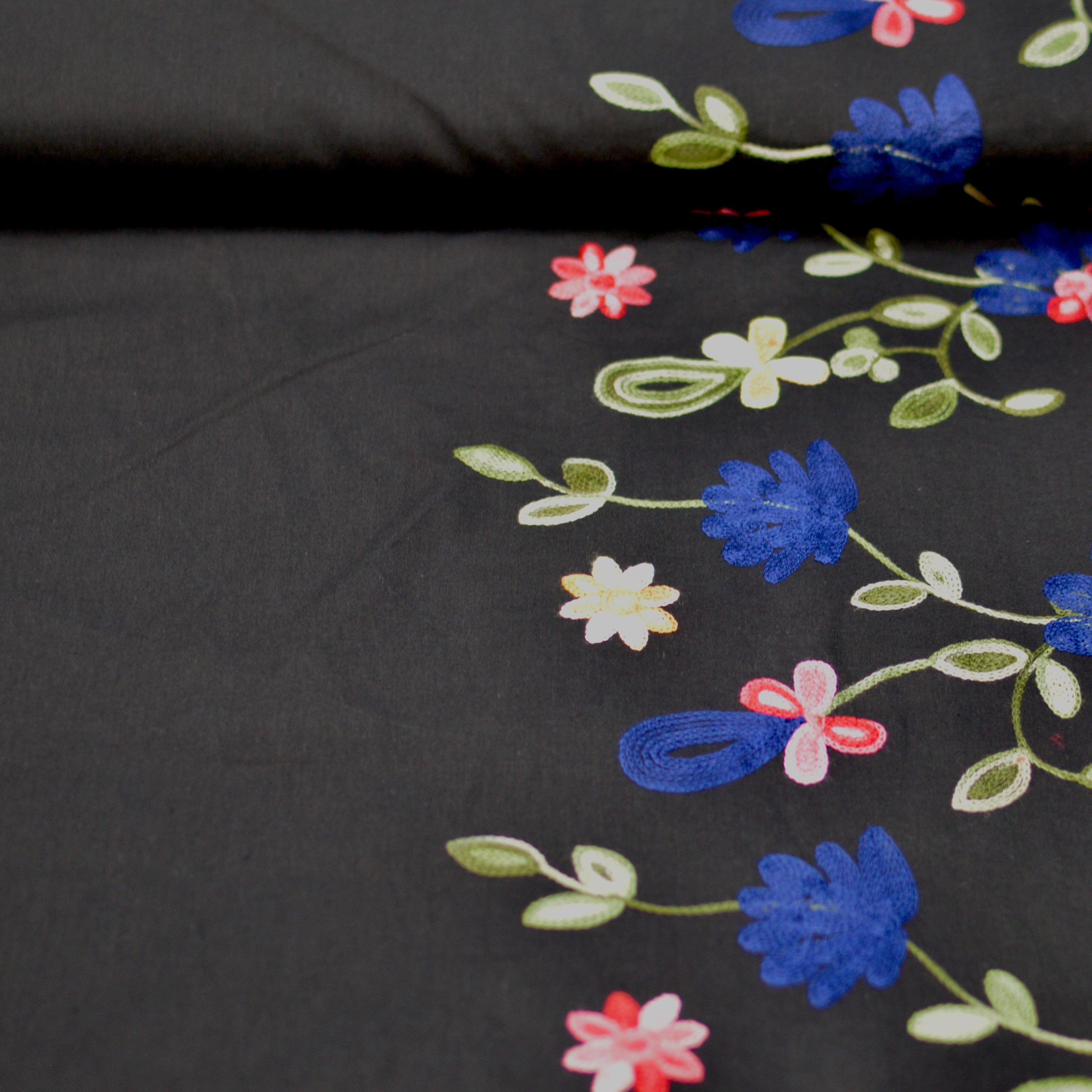 Baumwolle Stickerei Blumenwiese Bordüre - schwarz Fabric poshpinks
