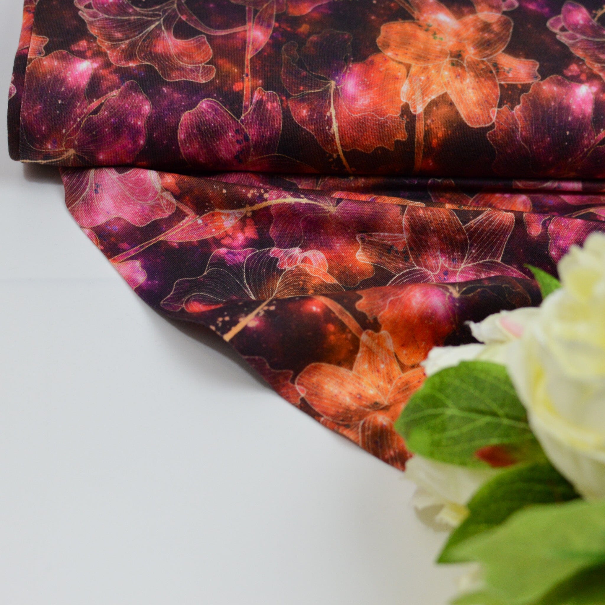 Baumwolljersey - Space Flower - Mars red Fabric poshpinks