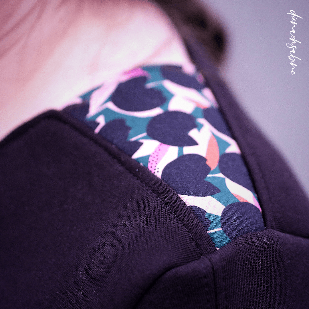 Sweatstoff - Schwarz Fabric poshpinks
