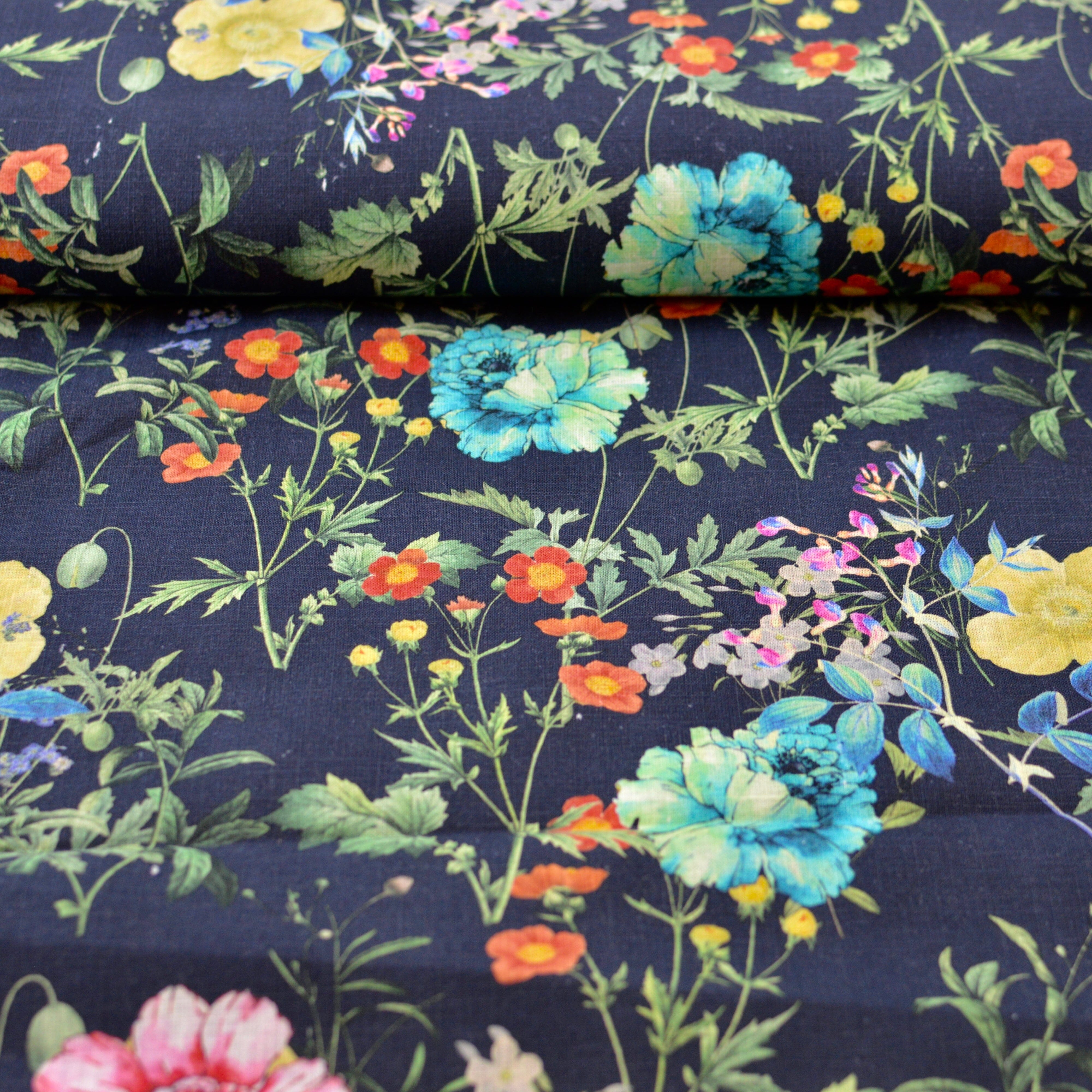 Chinesisches Leinen - Druck Blumen & Ranken Nachtblau Fabric poshpinks