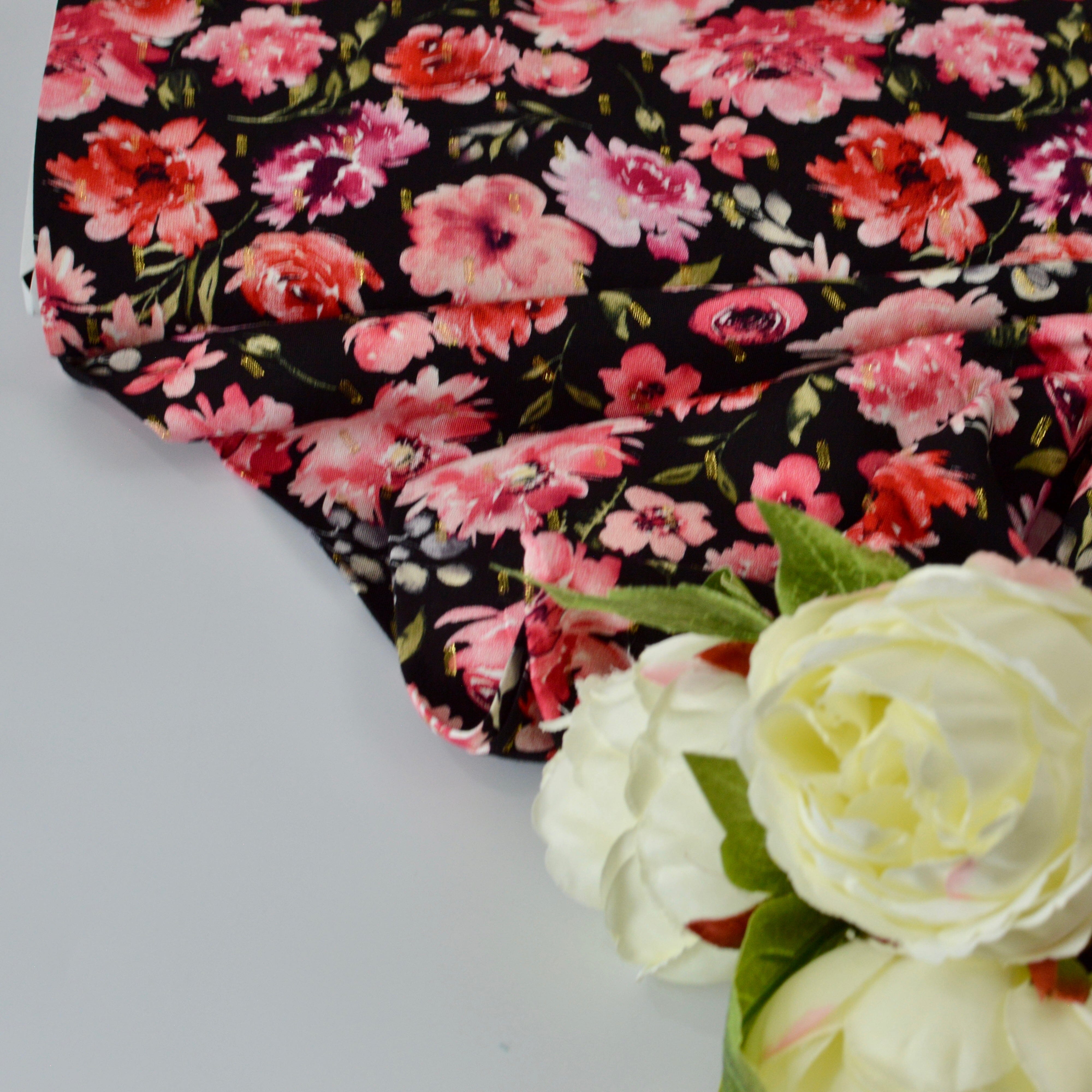 Viskose - Blumen - schwarz rot Fabric poshpinks