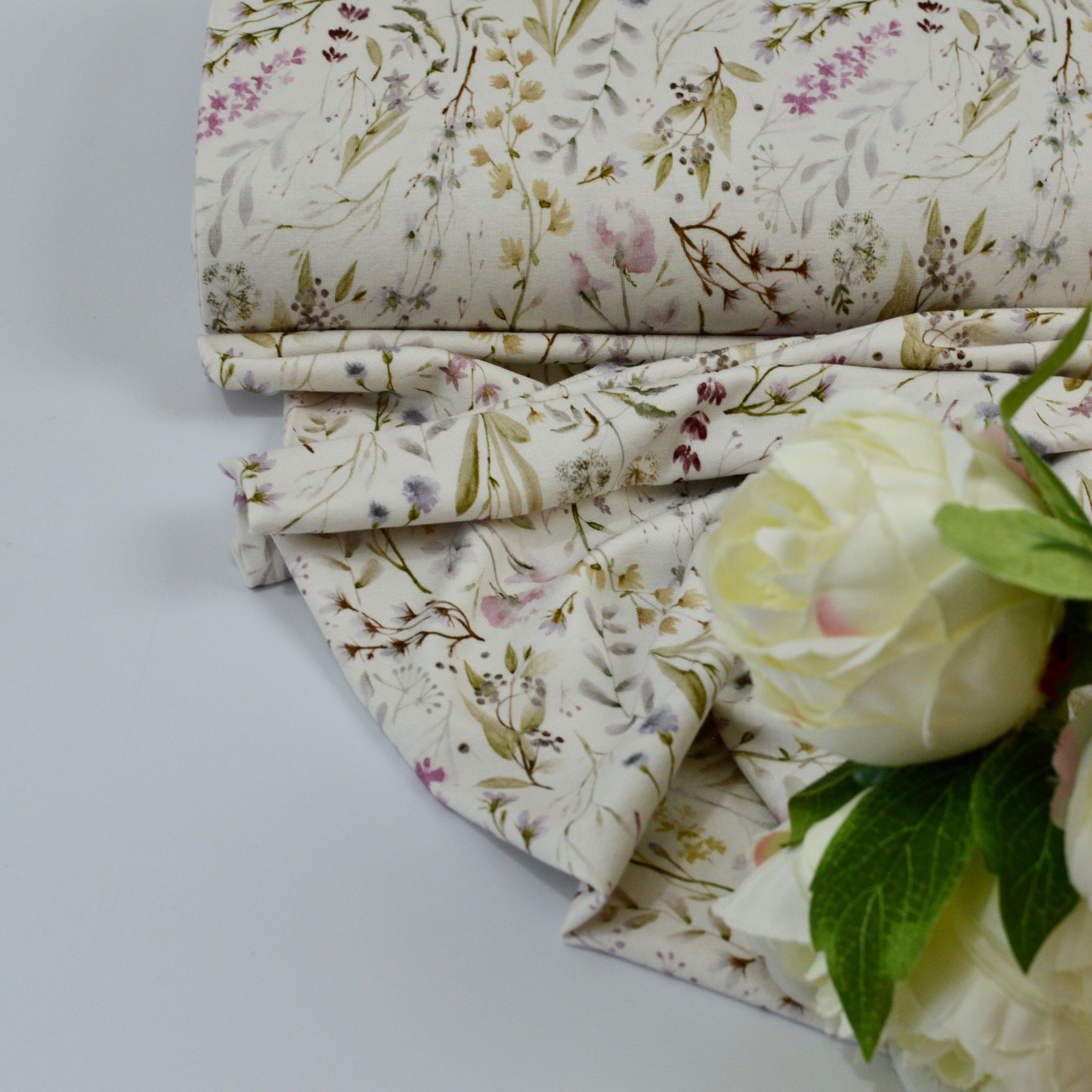 Viskose Jersey - zarte Frühlingswiese creme Fabric poshpinks