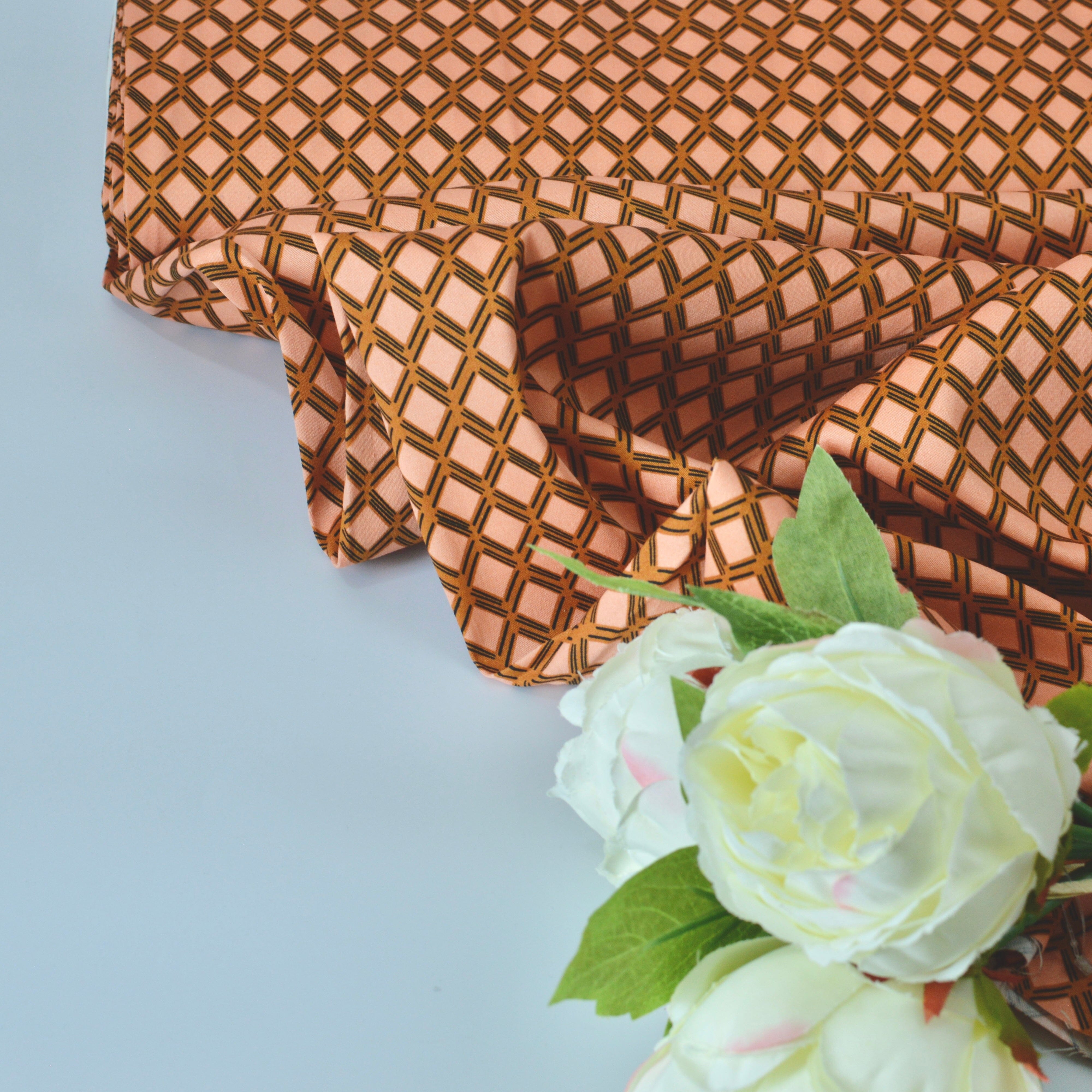 Baumwollsatin - Rauten apricot rost Fabric poshpinks
