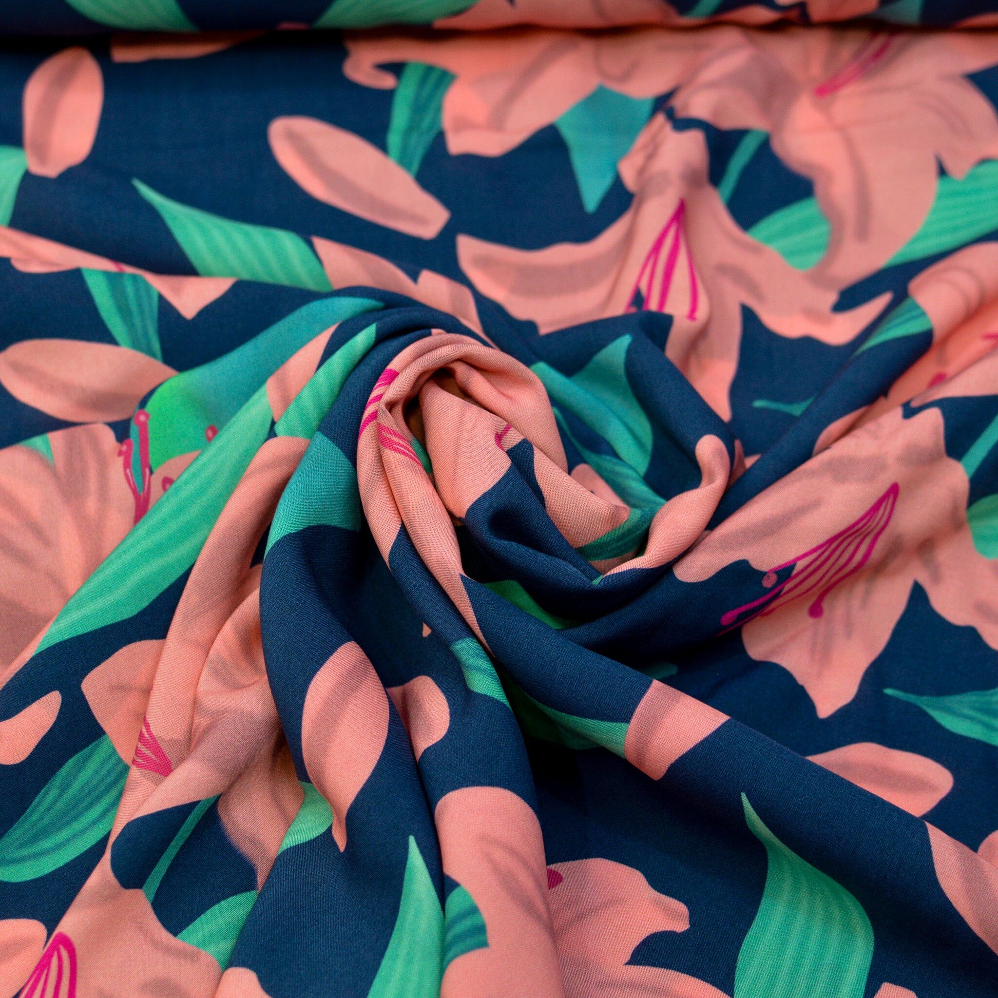 Ecovero™ Viskose - Velithe Grand Bleu Foncé - by Theresartventure Fabric poshpinks