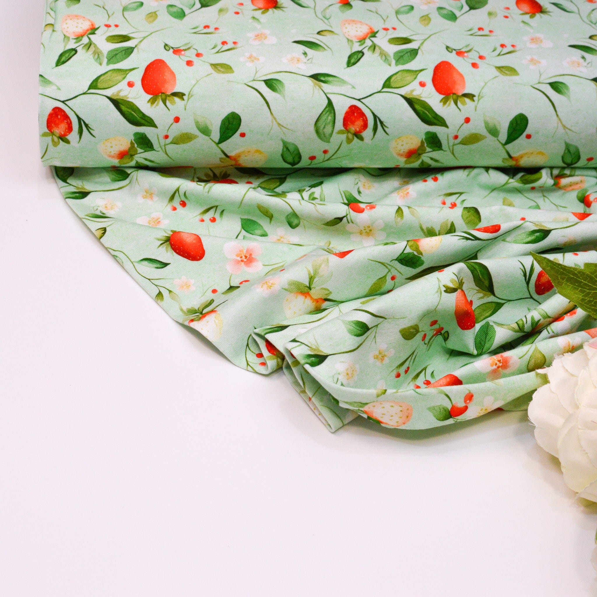 Stoffhändler mit Herz Eigenproduktion 18 - Berry Delight by Tante Ema Fabric poshpinks