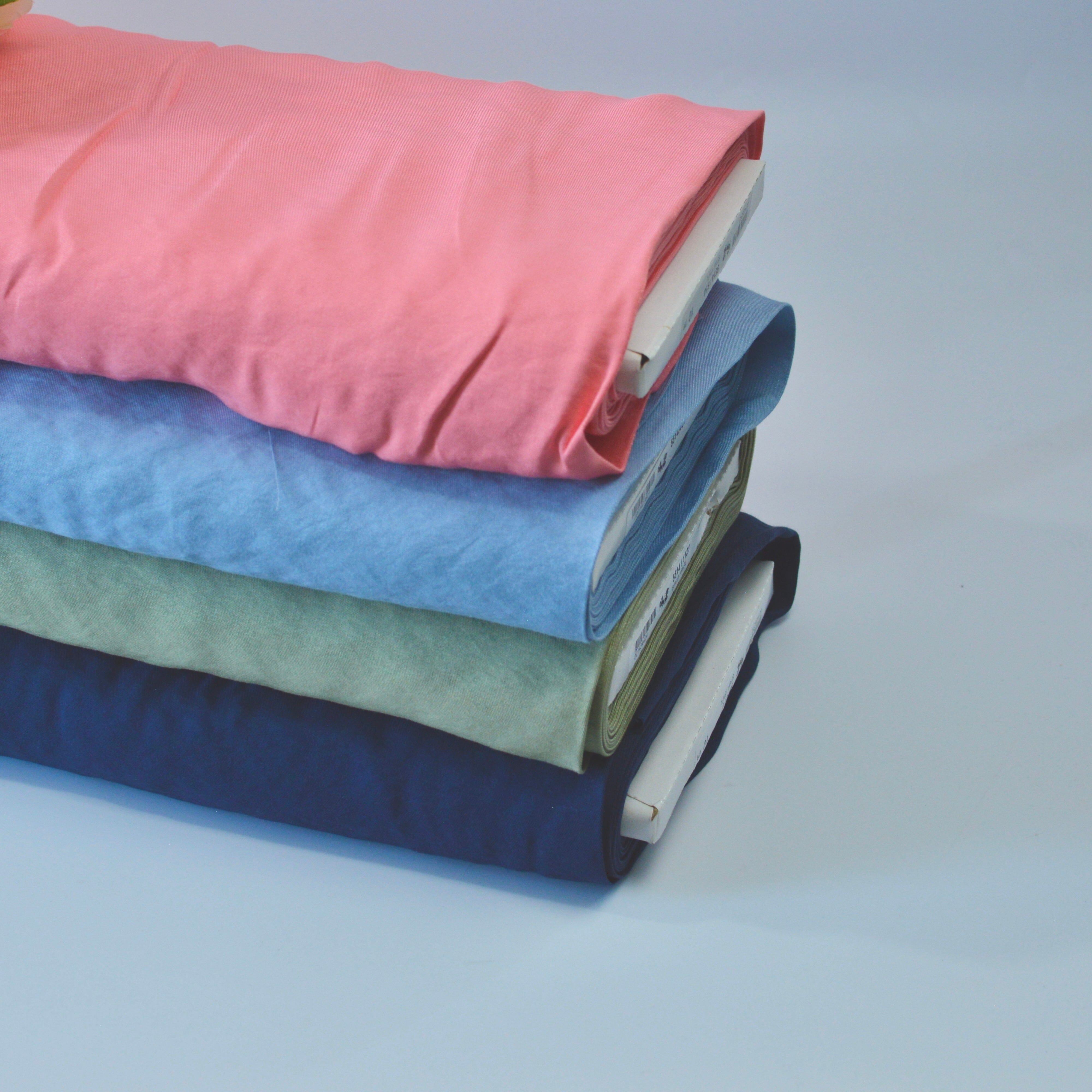 Viskose - shiny glow - salbei grün schimmernd Fabric poshpinks