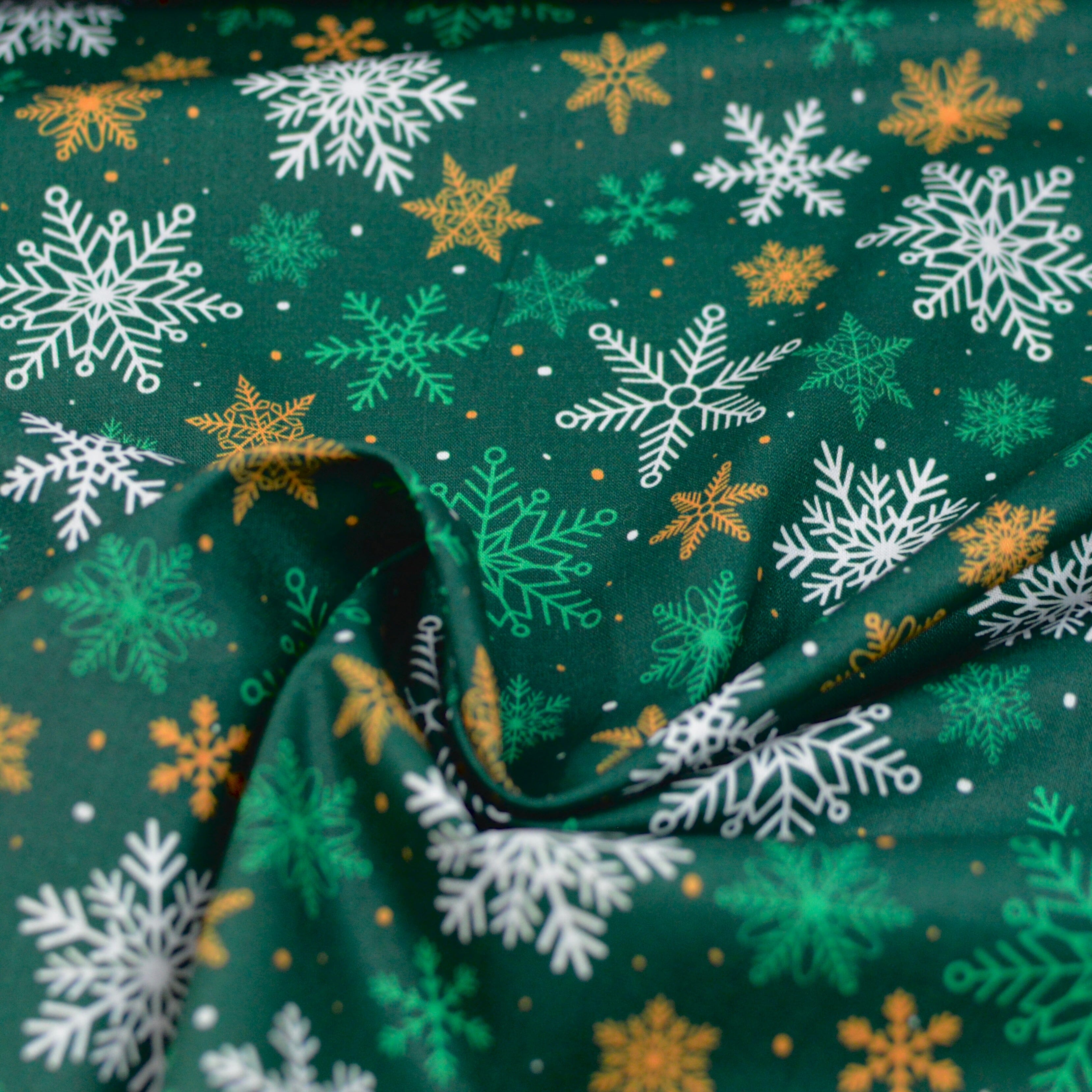 Baumwoll Popeline - Christmas - Green Golden Stars - Weihnachtliche Sterne grün goldgelb (Kopie) Fabric poshpinks