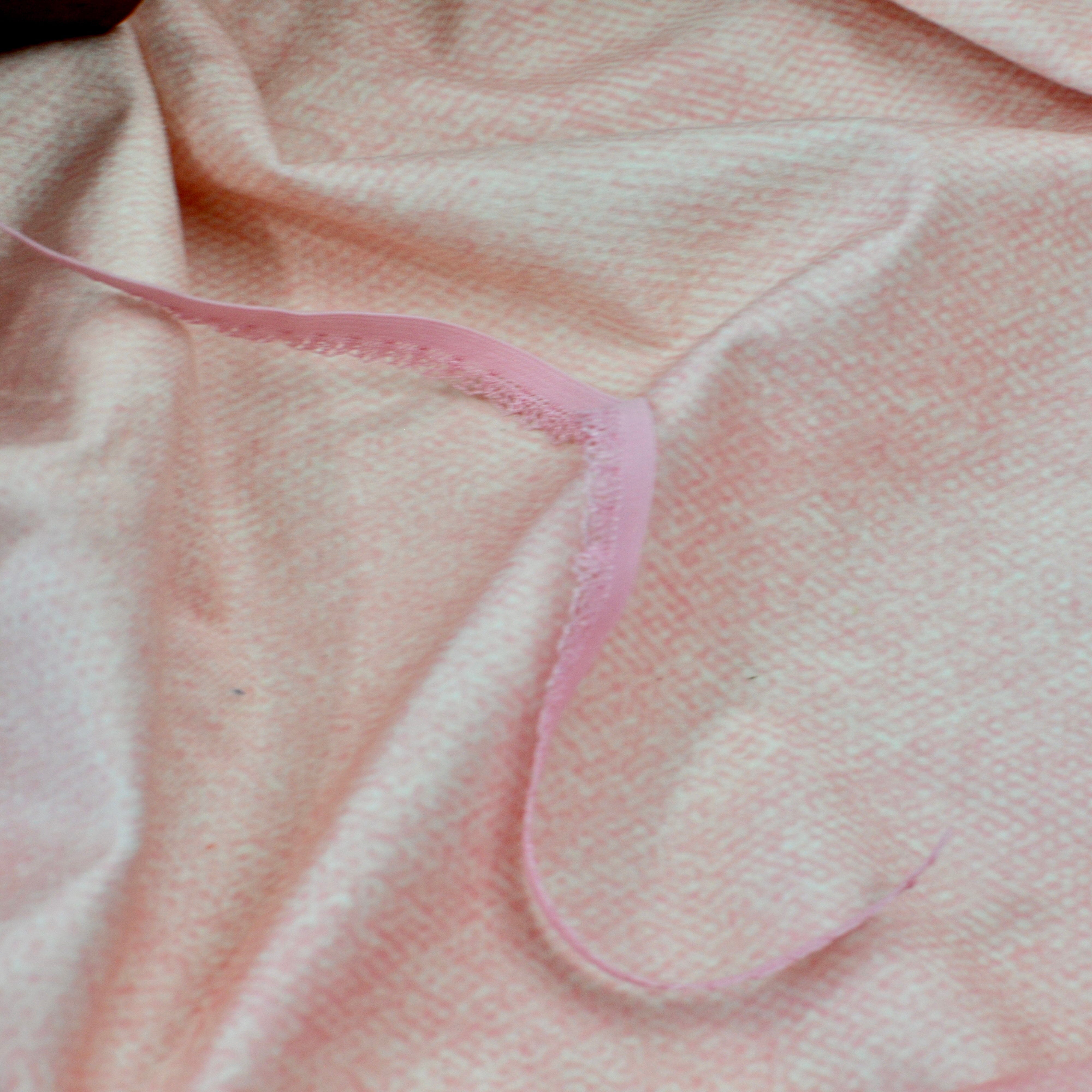Wäschegummi elastisch Bogenkante 11mm rosa Fabric poshpinks
