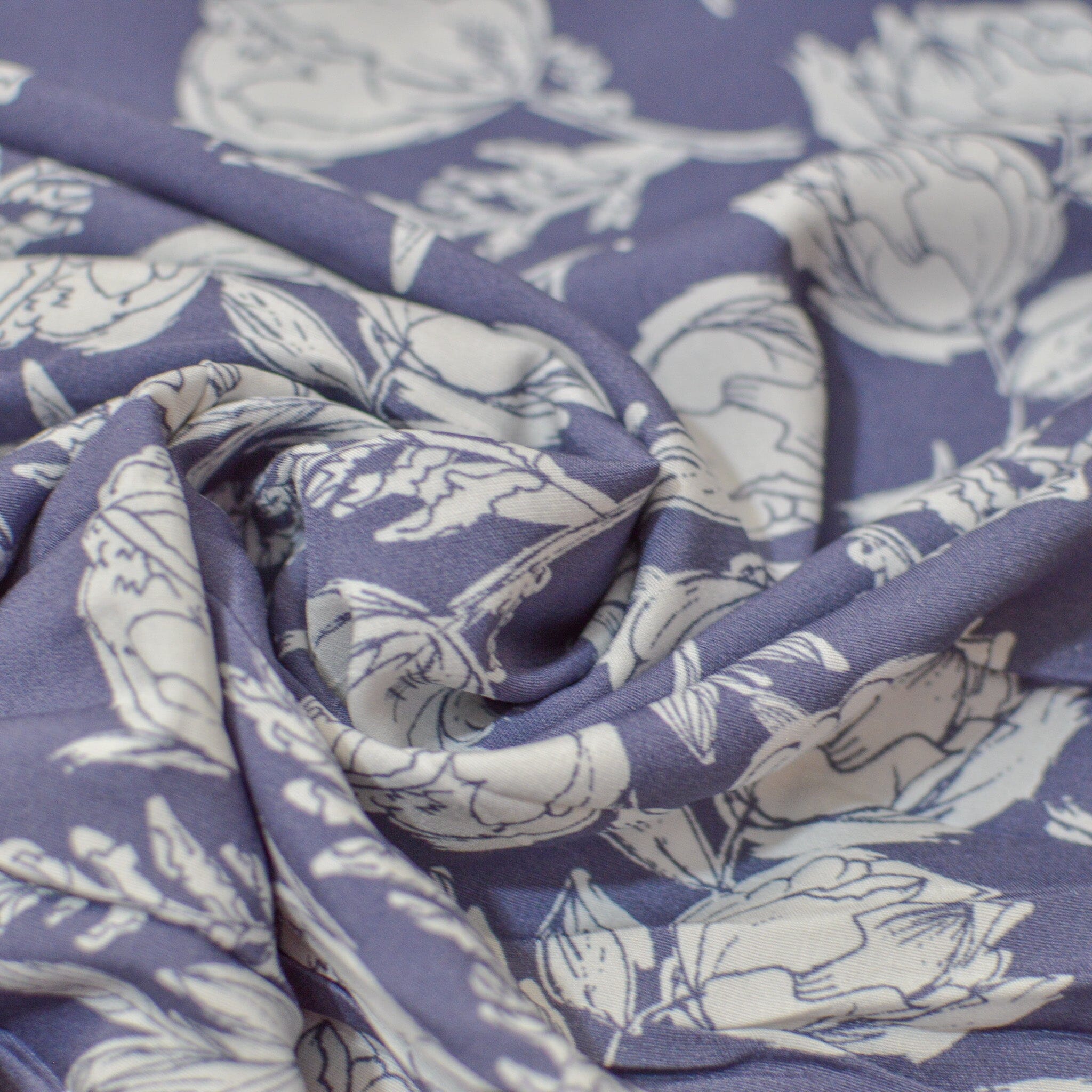 Viskose - Vintage Flowers - dusty violet Fabric poshpinks