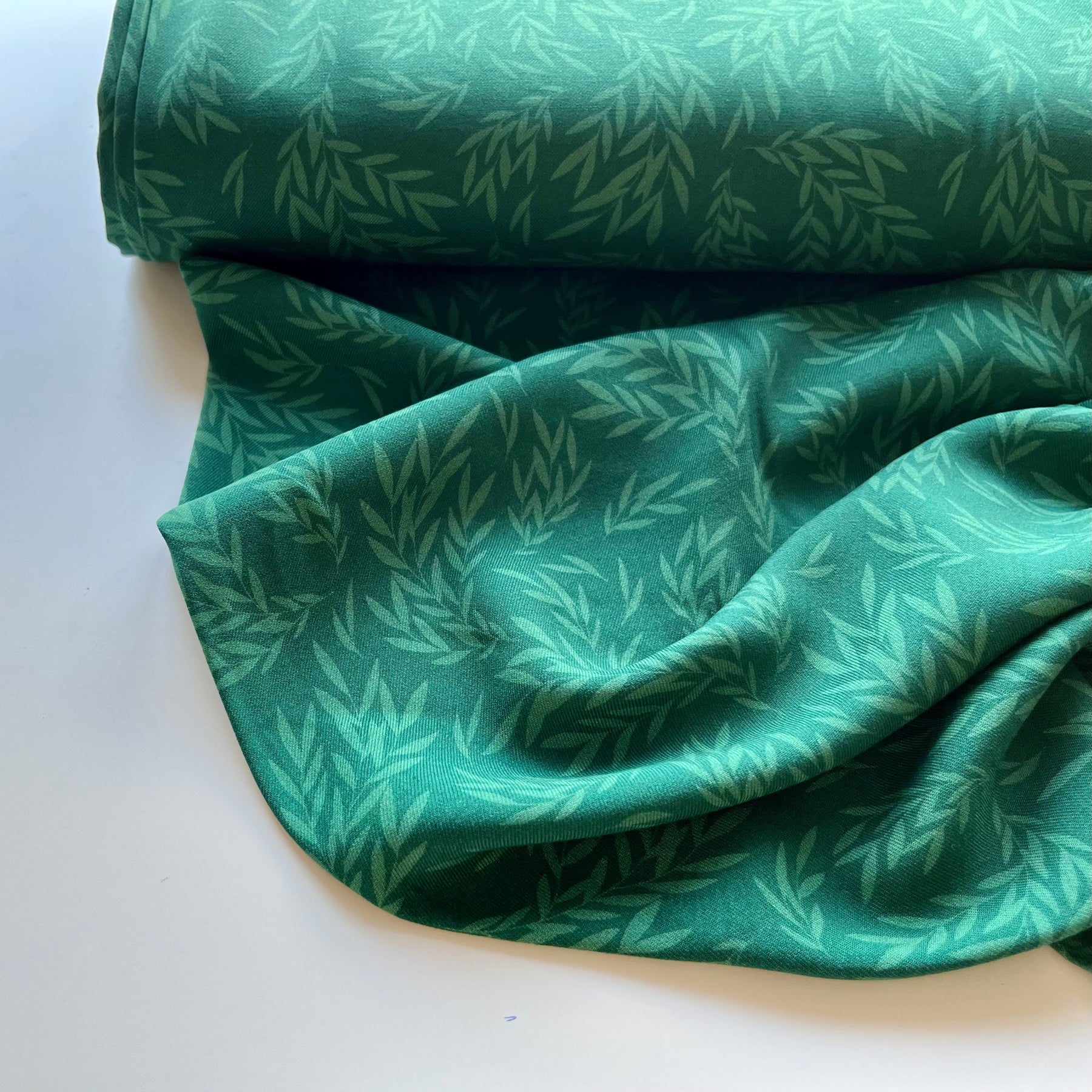 Viskosetwill - Fern - green Fabric poshpinks