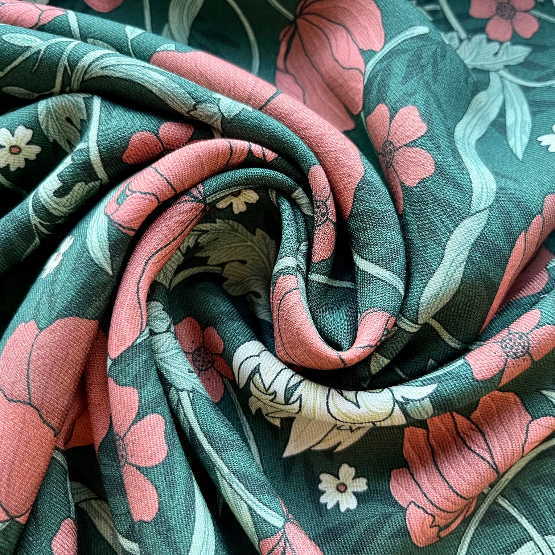 Viskosetwill - Fern - Classic green Fabric poshpinks