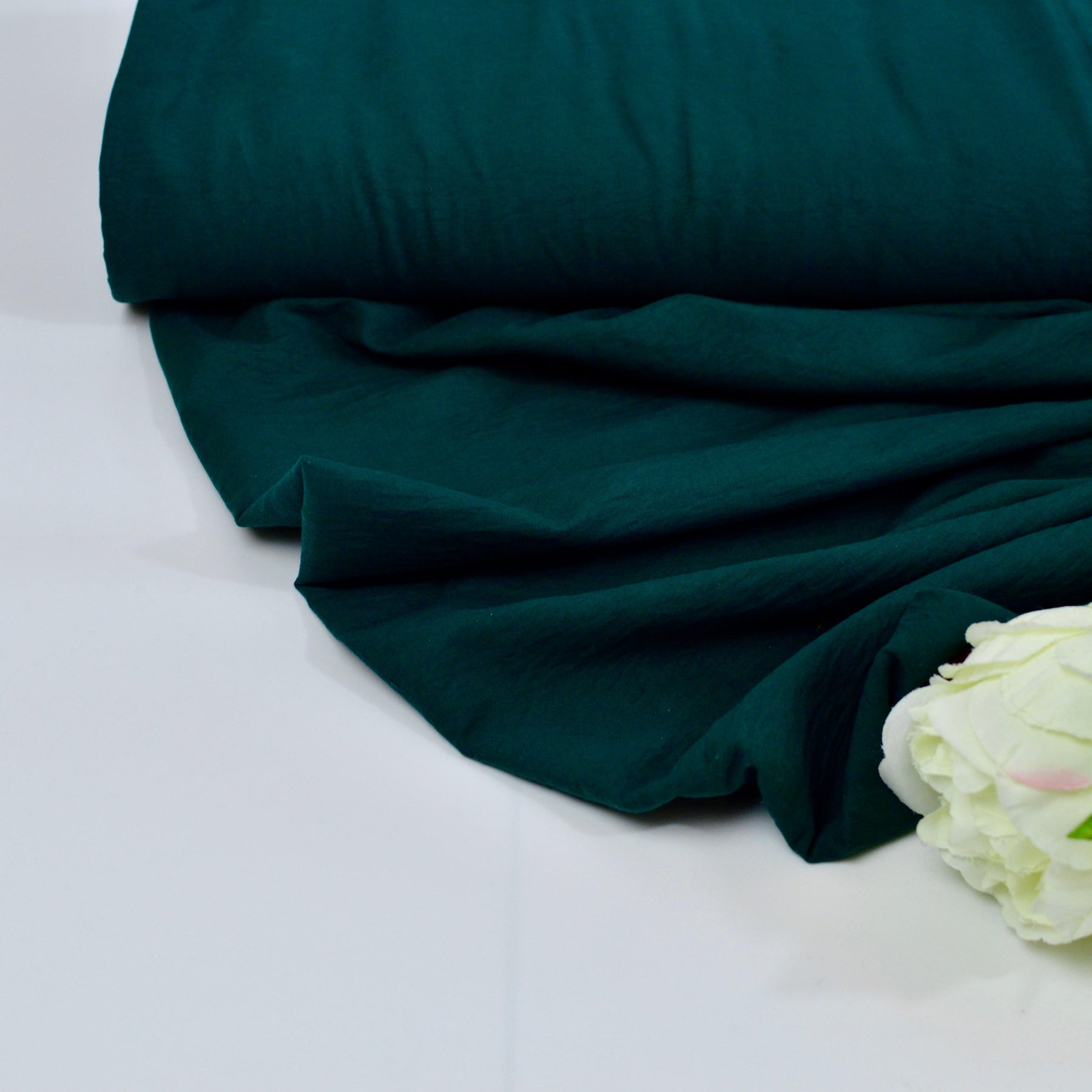 Classy knitterarme Webware Velvet Touch - dunkelgrün Fabric poshpinks