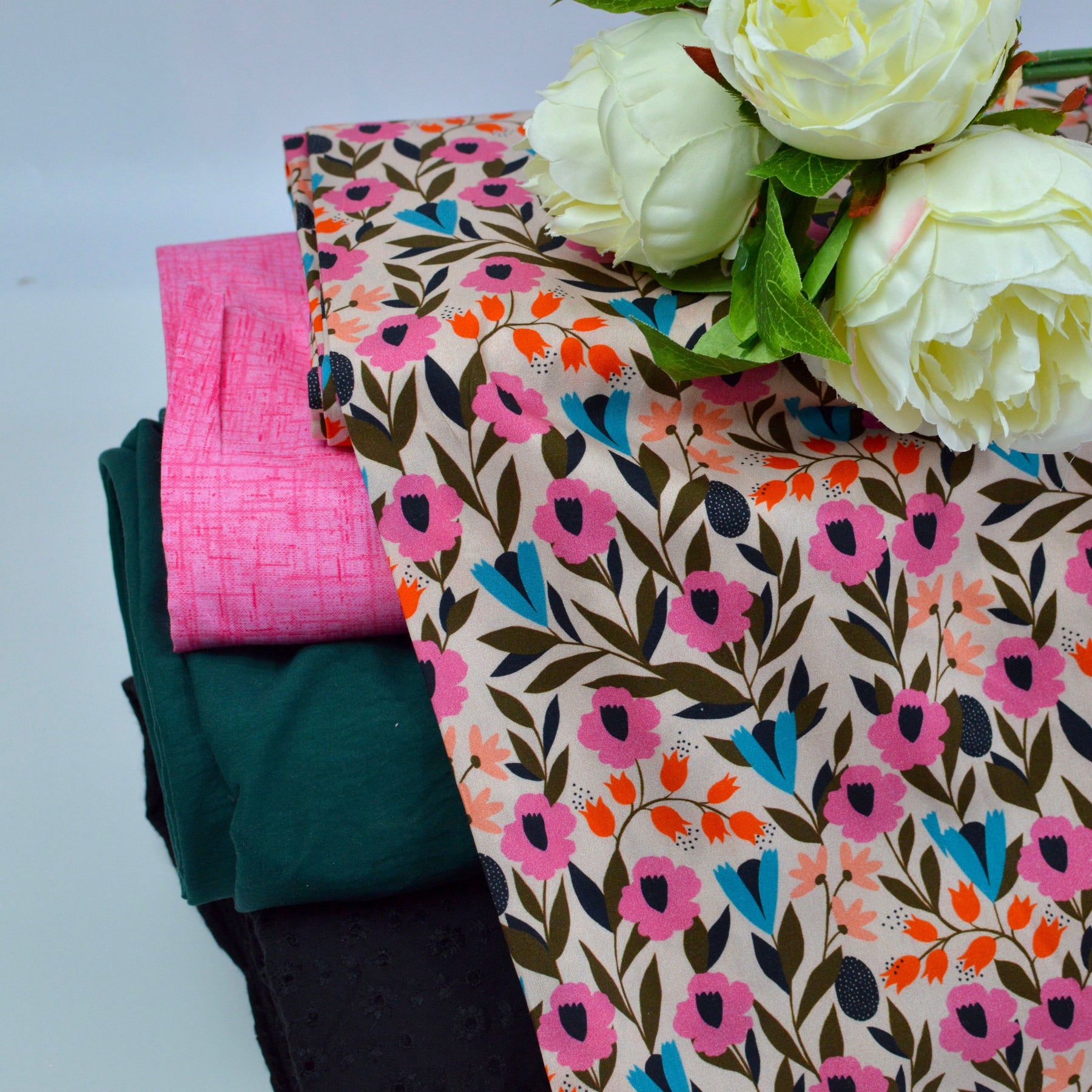 Classy knitterarme Webware Velvet Touch - dunkelgrün Fabric poshpinks