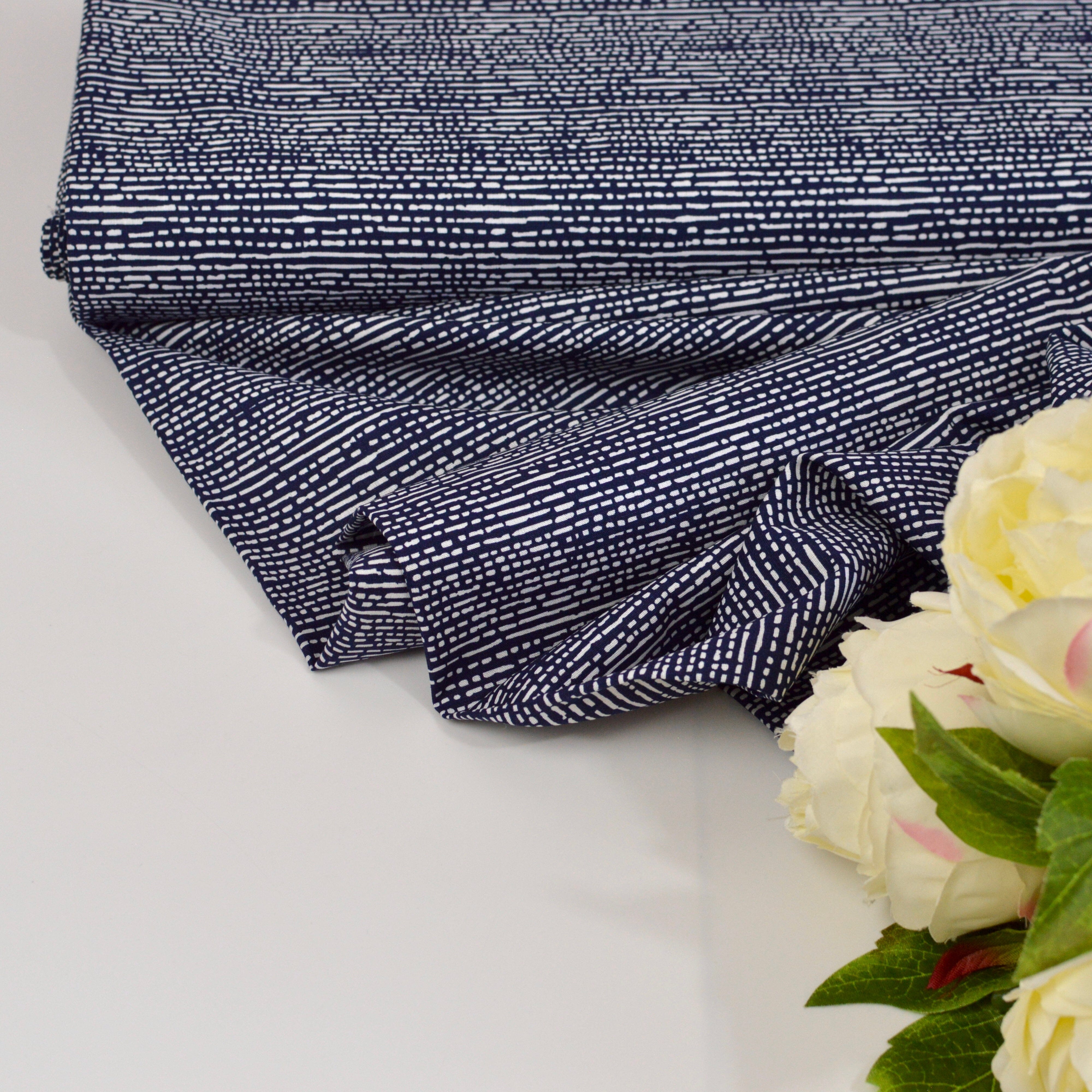 Baumwoll Popeline - micro scratchy stripes - dunkelblau Fabric poshpinks