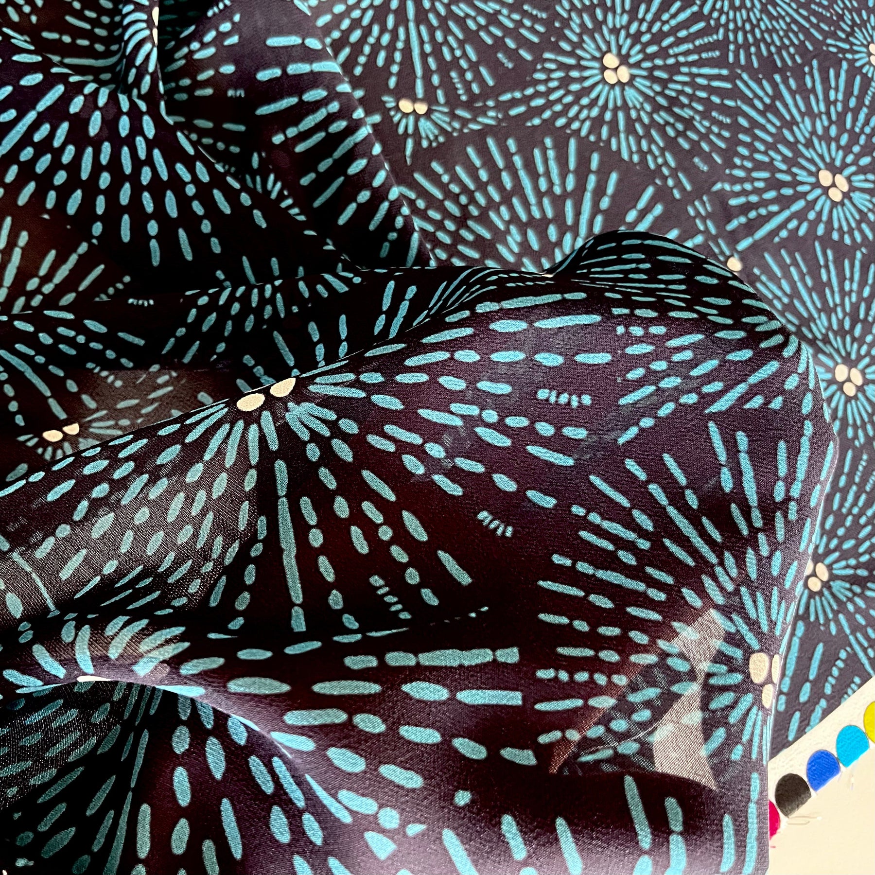 Viskose Georgette - Maki - Circles - navy Fabric poshpinks