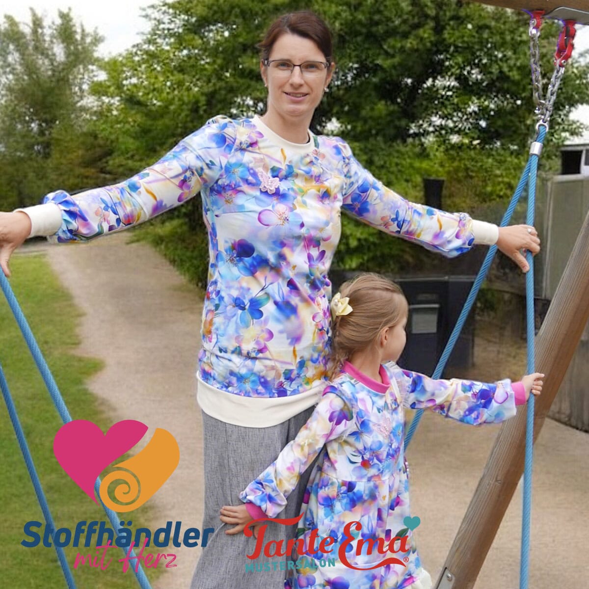Stoffhändler mit Herz Eigenproduktion 18 - Twilight Petals by Tante Ema Fabric poshpinks