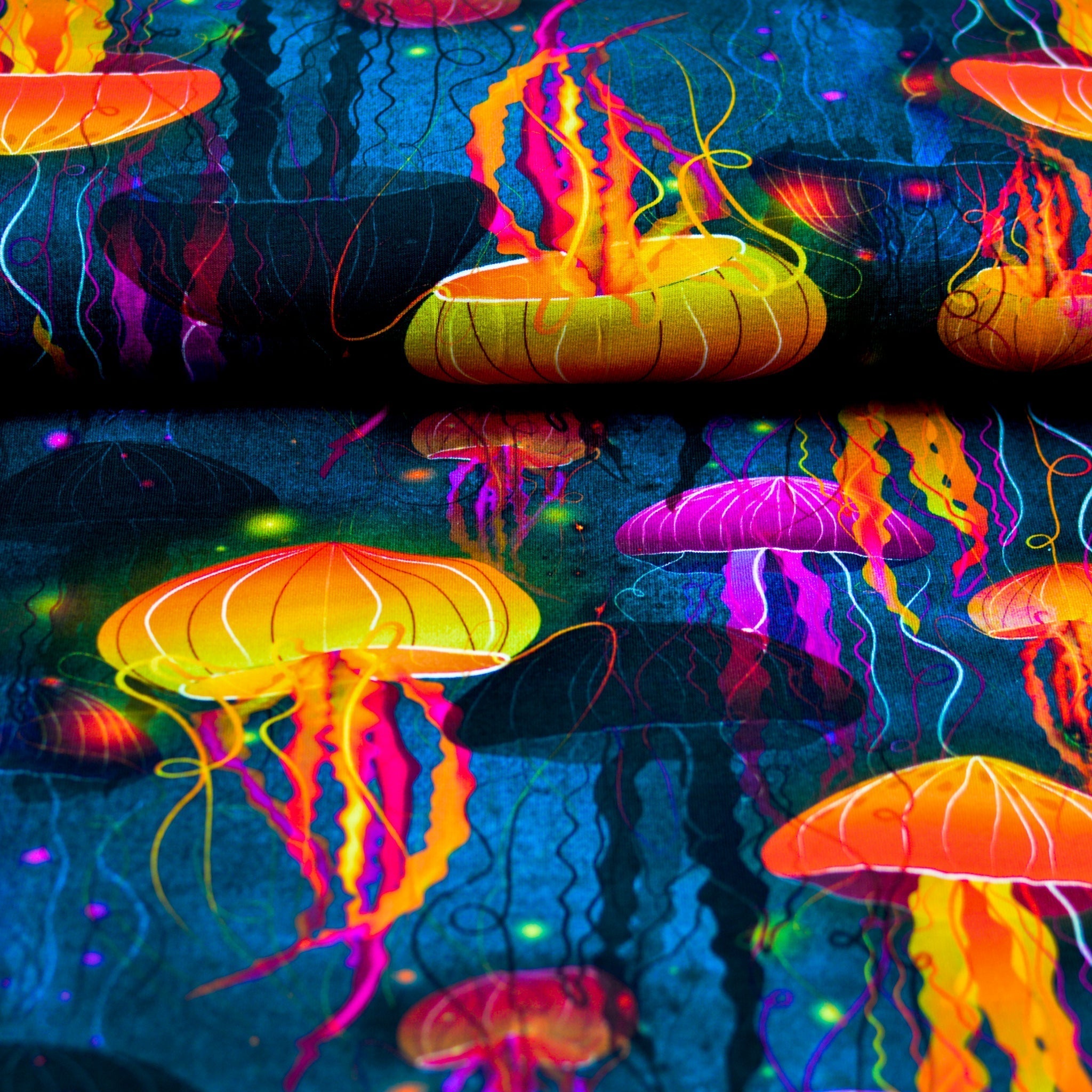 Soft Touch French Terry - Maneter Neon bunte Quallen Fabric poshpinks