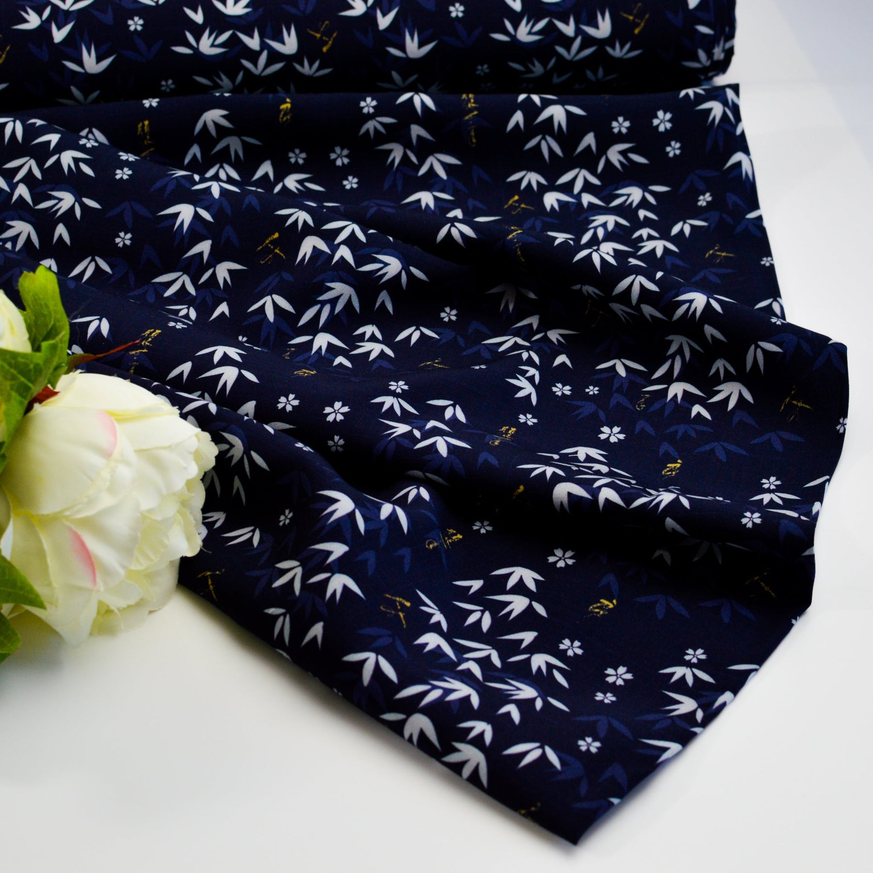 Viskose - Maki - navy Fabric poshpinks