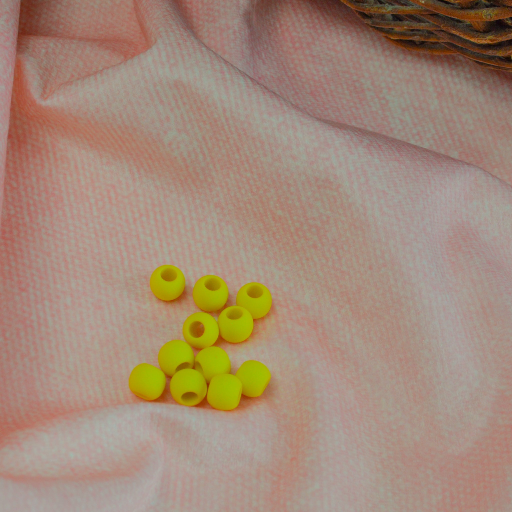 Großlochperlen 10x12 mm matt gelb Pearls poshpinks