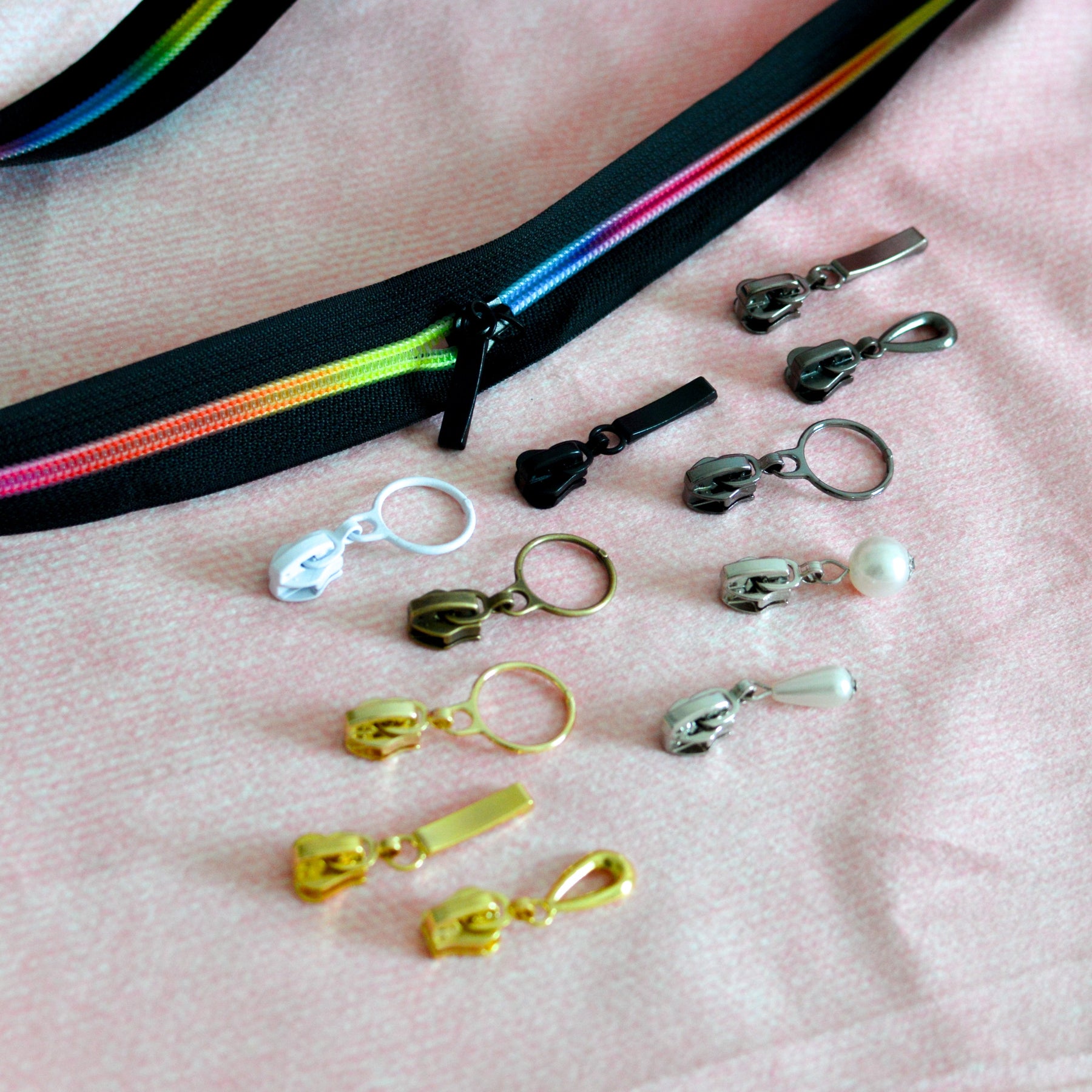 Endlosreißverschluss schwarz Regenbogen - Meterware Paket poshpinks