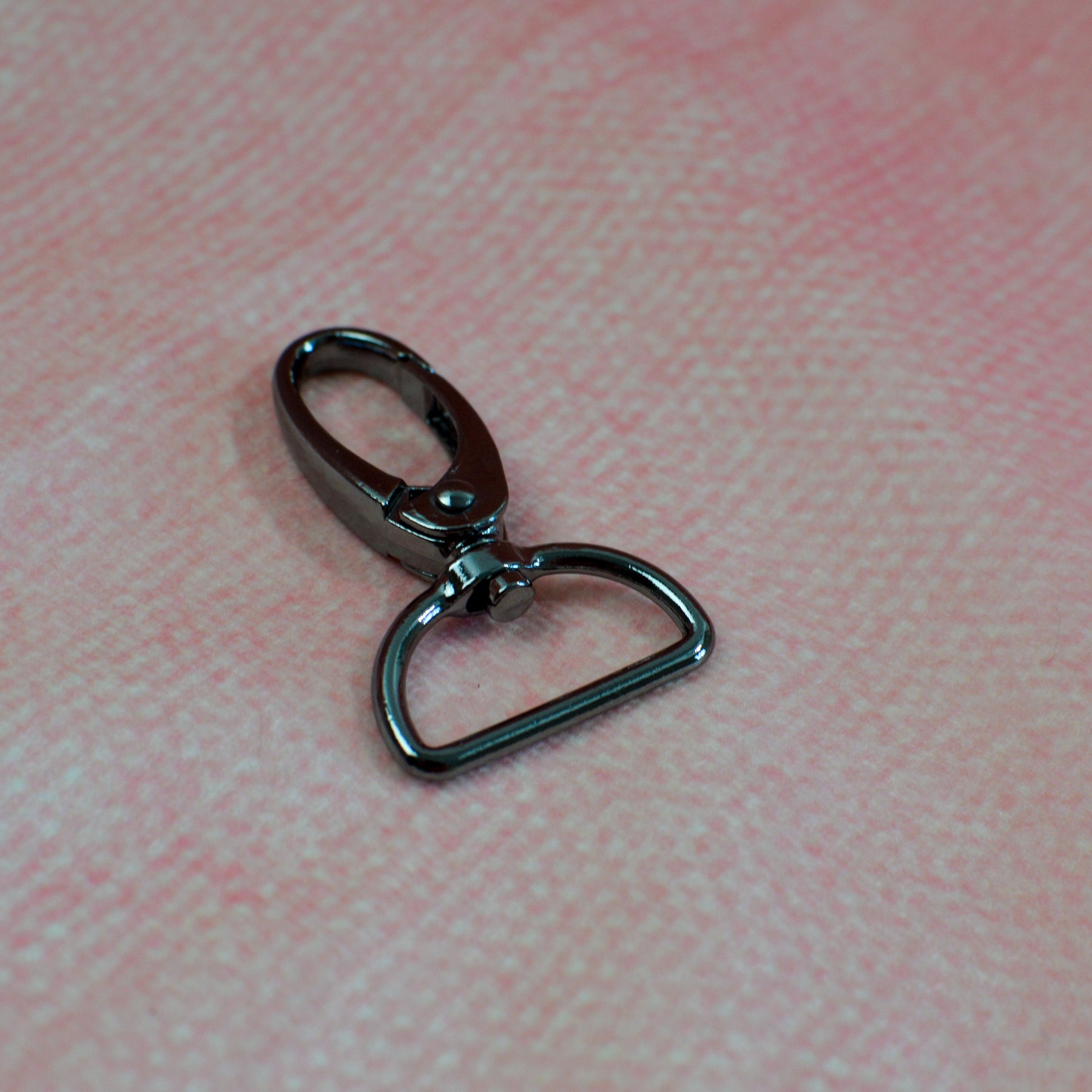 Karabinerhaken 25 mm schwarz metallic Stück poshpinks