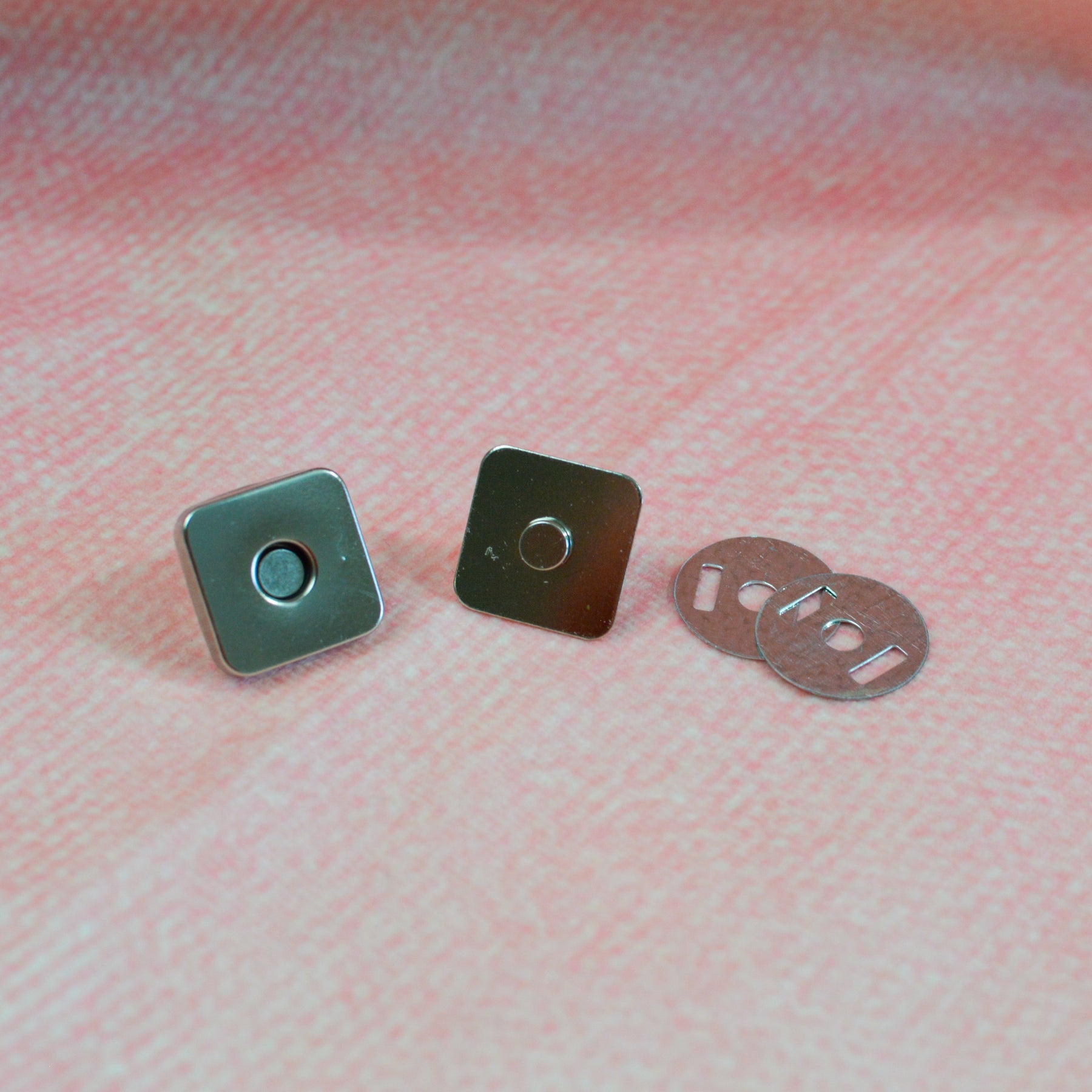 Magnetverschluß quadratisch Schwarz metallic 18 x 18 mm Stück poshpinks