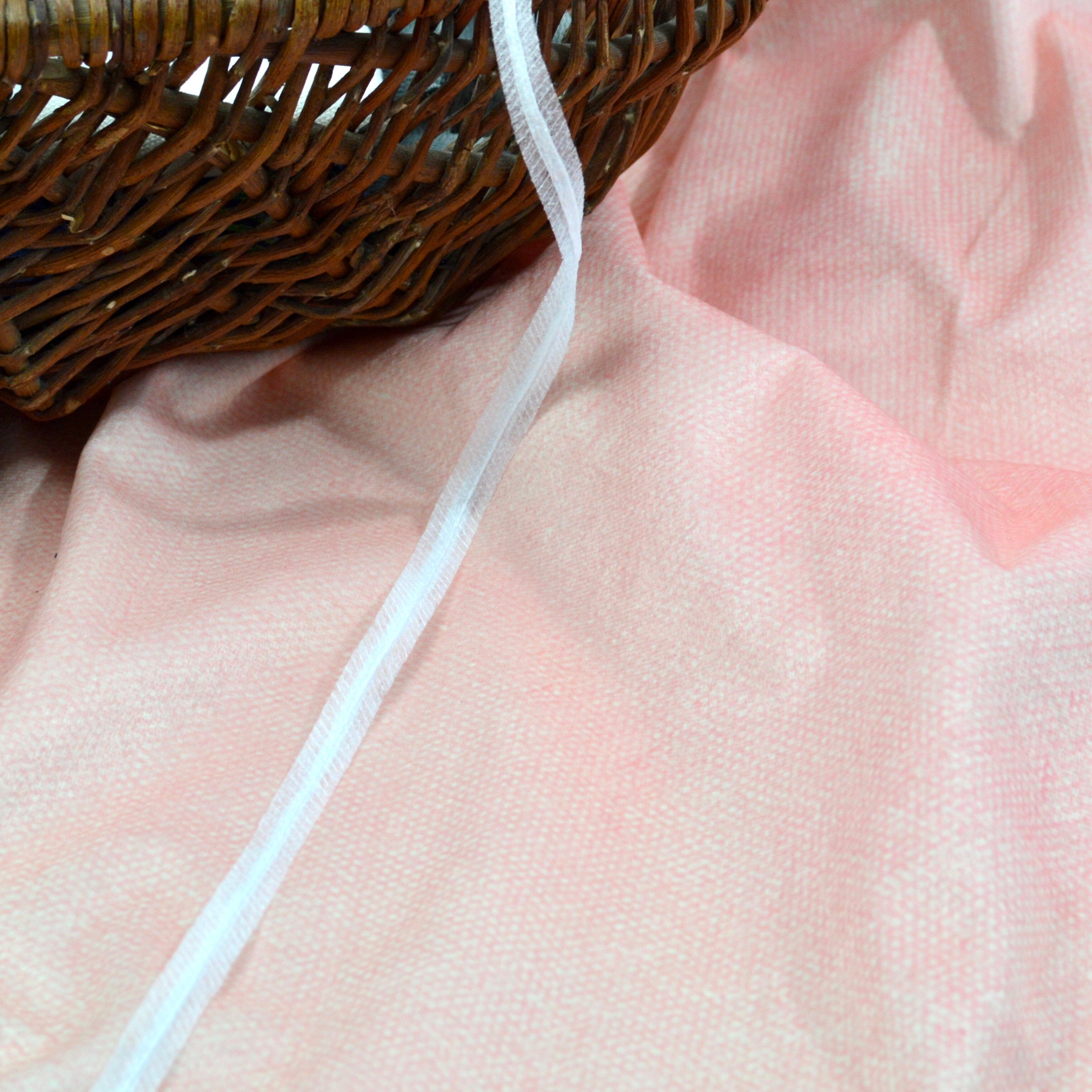 Bügelband für Nähte mit Schnürchen Fabric poshpinks