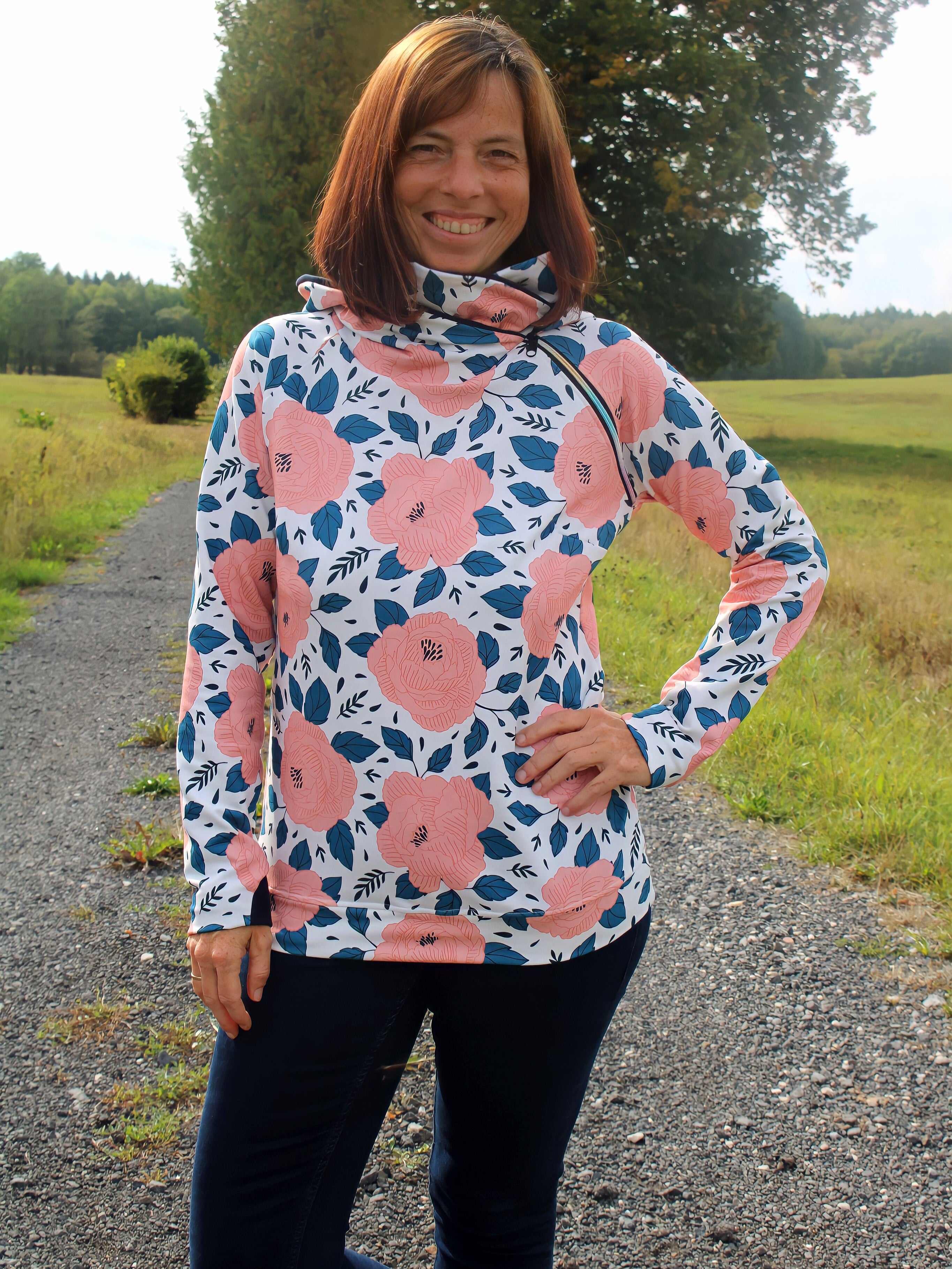 French Terry - Aurora - Blumen Fabric poshpinks