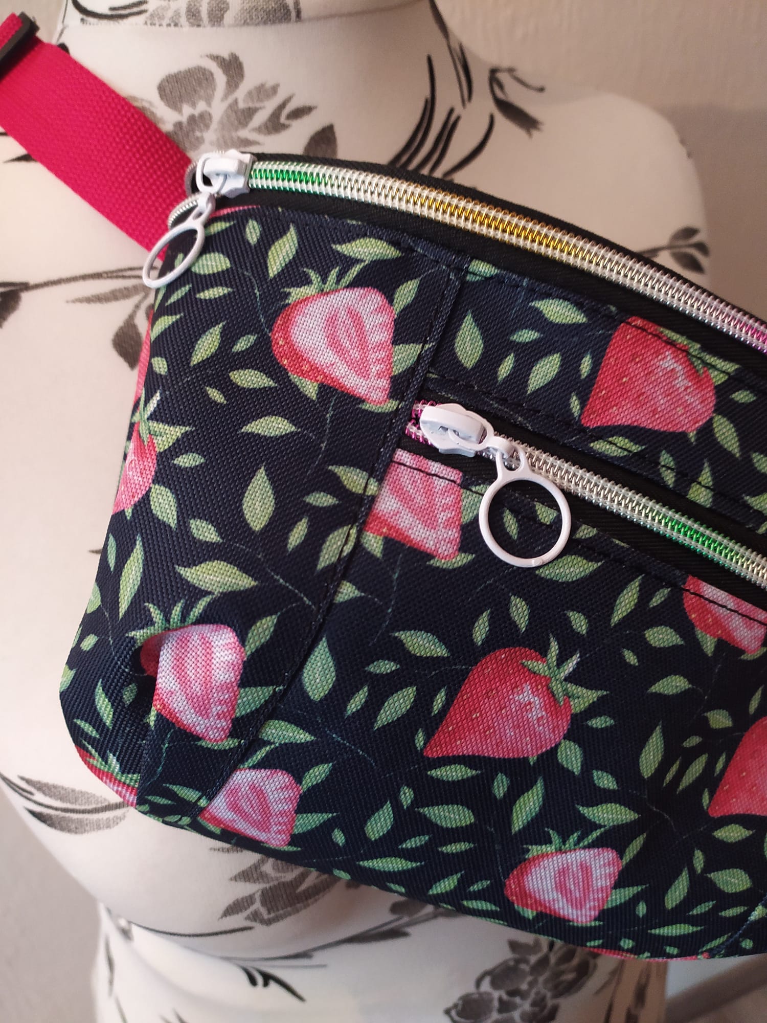 Zipper/Schieber für Endlosreißverschluss Ring weiß Stück poshpinks