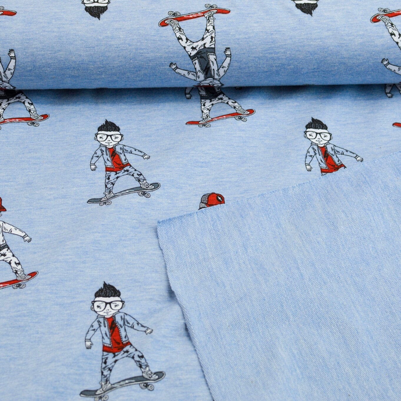 French Terry - Skaterboy auf hellblau melange Fabric poshpinks
