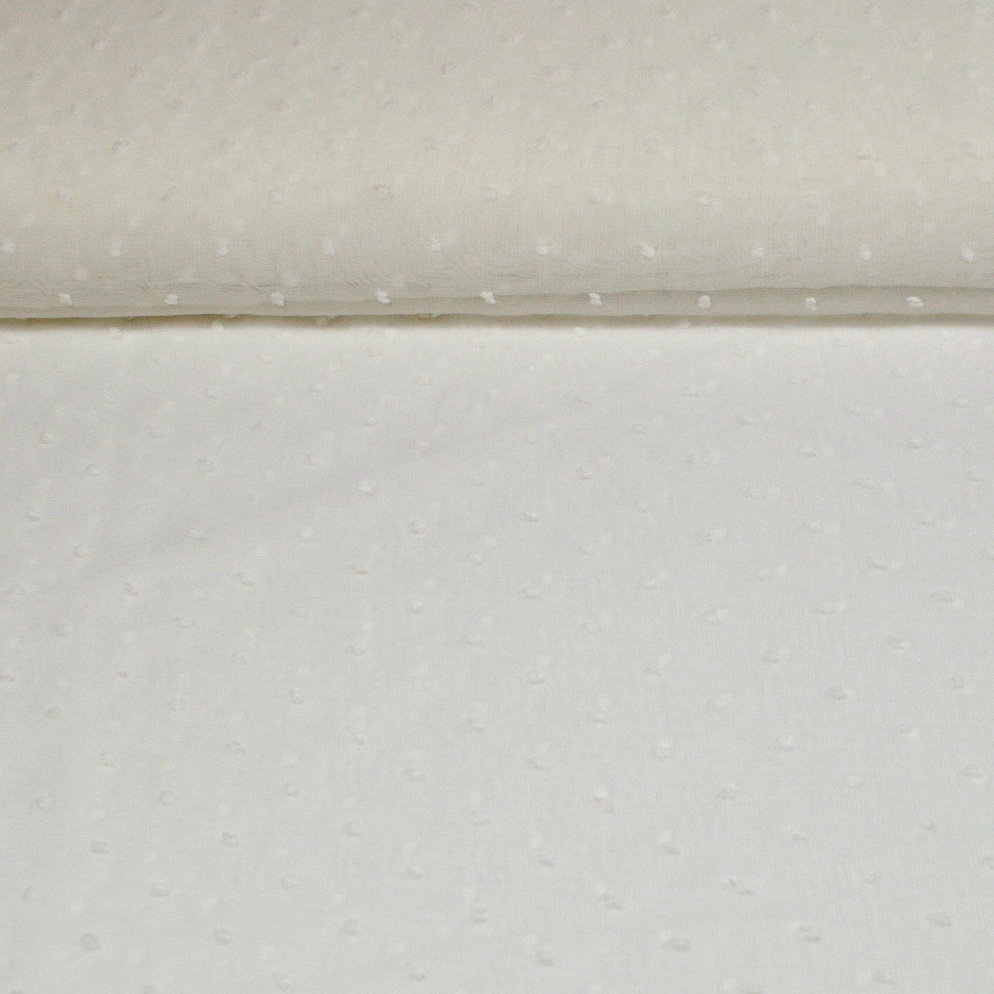 Chiffon mit 3 D Polka Dots - weiß Fabric poshpinks