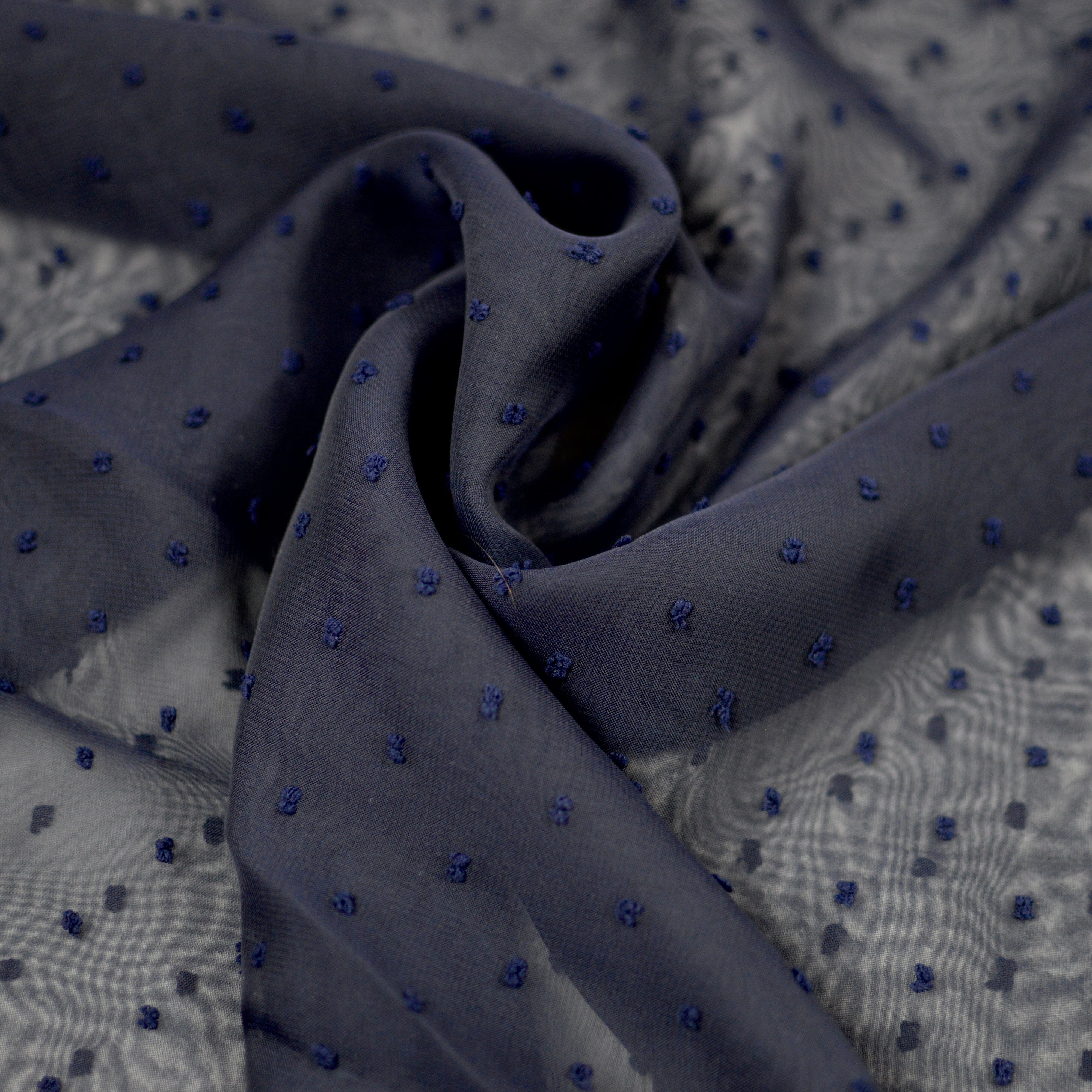 Chiffon mit 3 D Polka Dots - Navyblau Fabric poshpinks