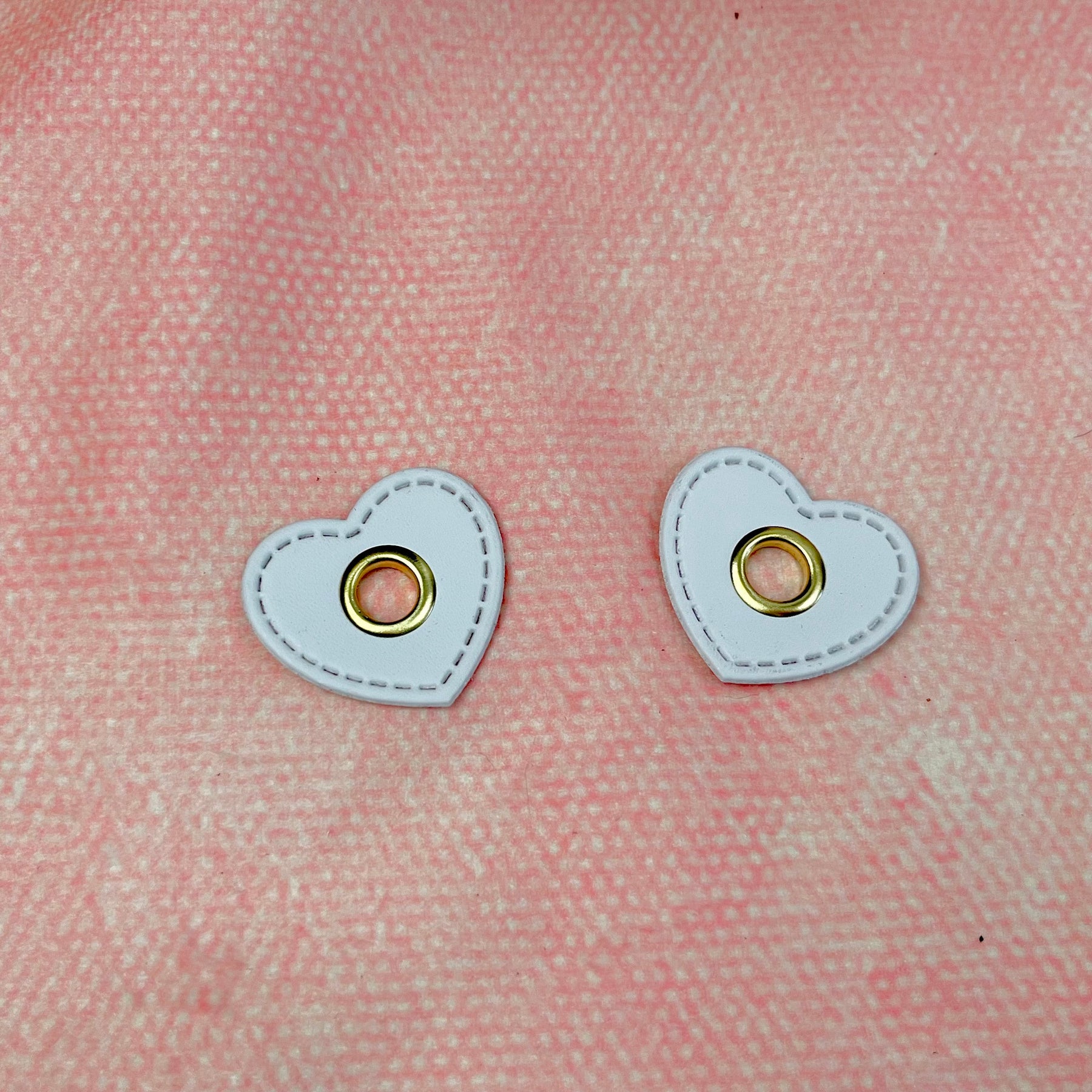 Ösen Patch Herz weiß - Gold 8mm Pearls poshpinks