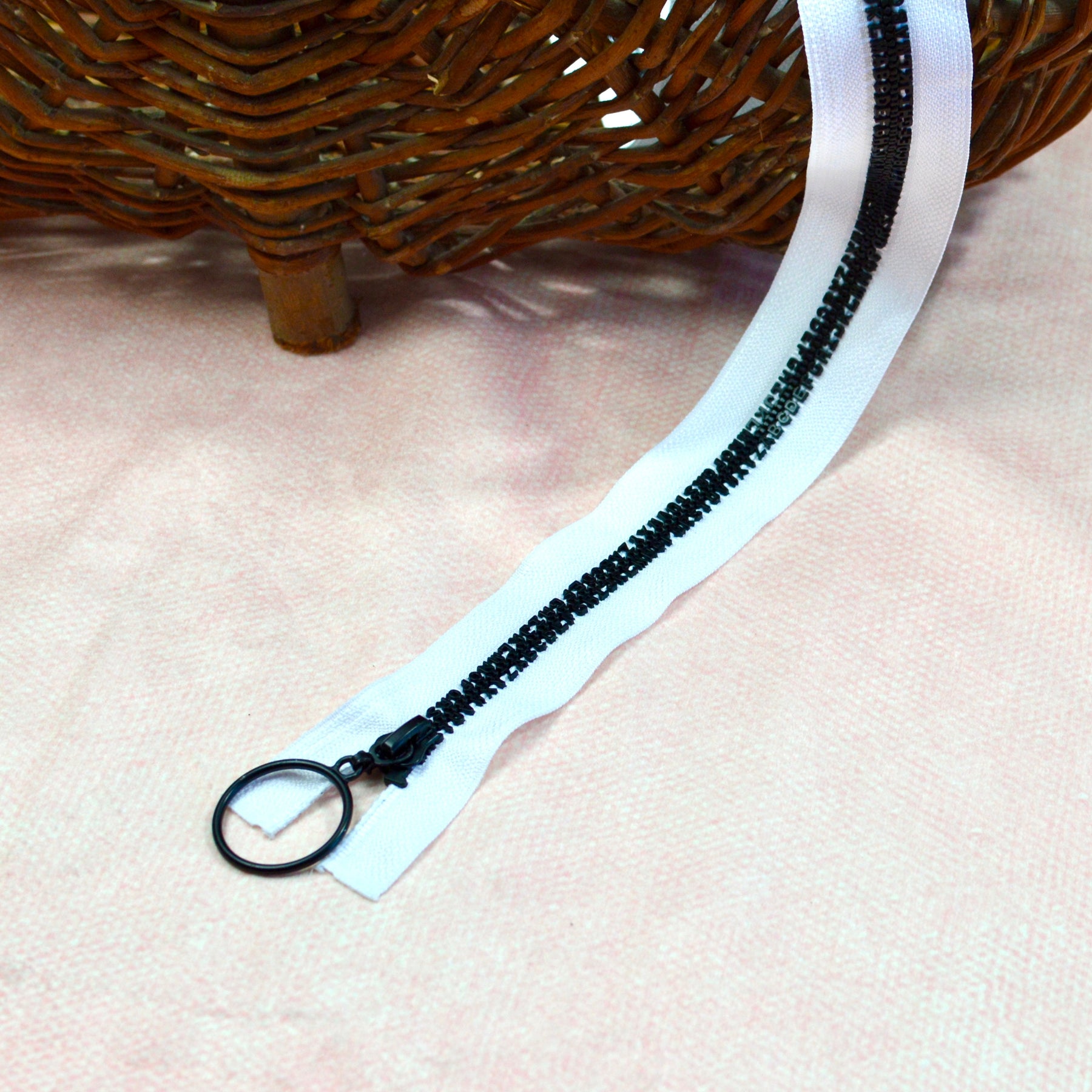 Jacken Reißverschluss 60 cm weiß ABC schwarz Stück poshpinks