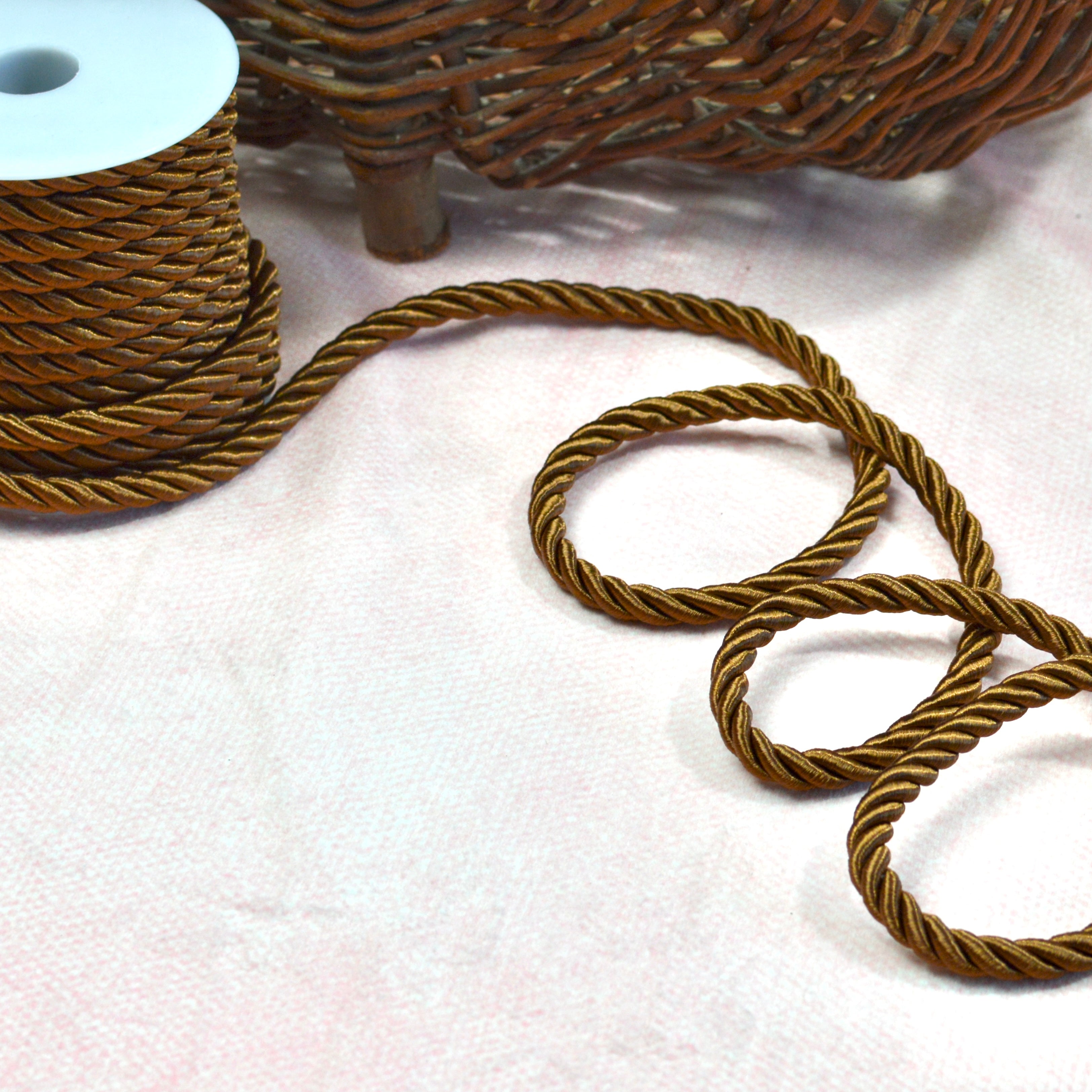 Hoodiekordel 10 mm kaffeebraun glänzend Fabric poshpinks