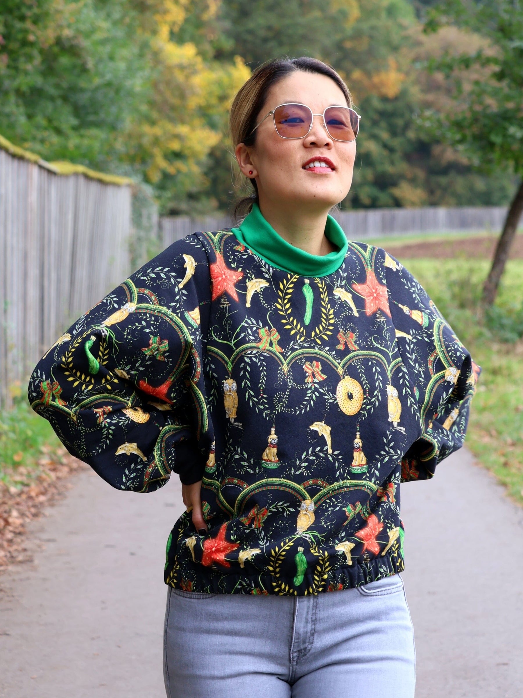 Limited Pre-Order Spirit Ugly Christmas by leni lupin - Sweat schwarz bunt Rapport poshpinks