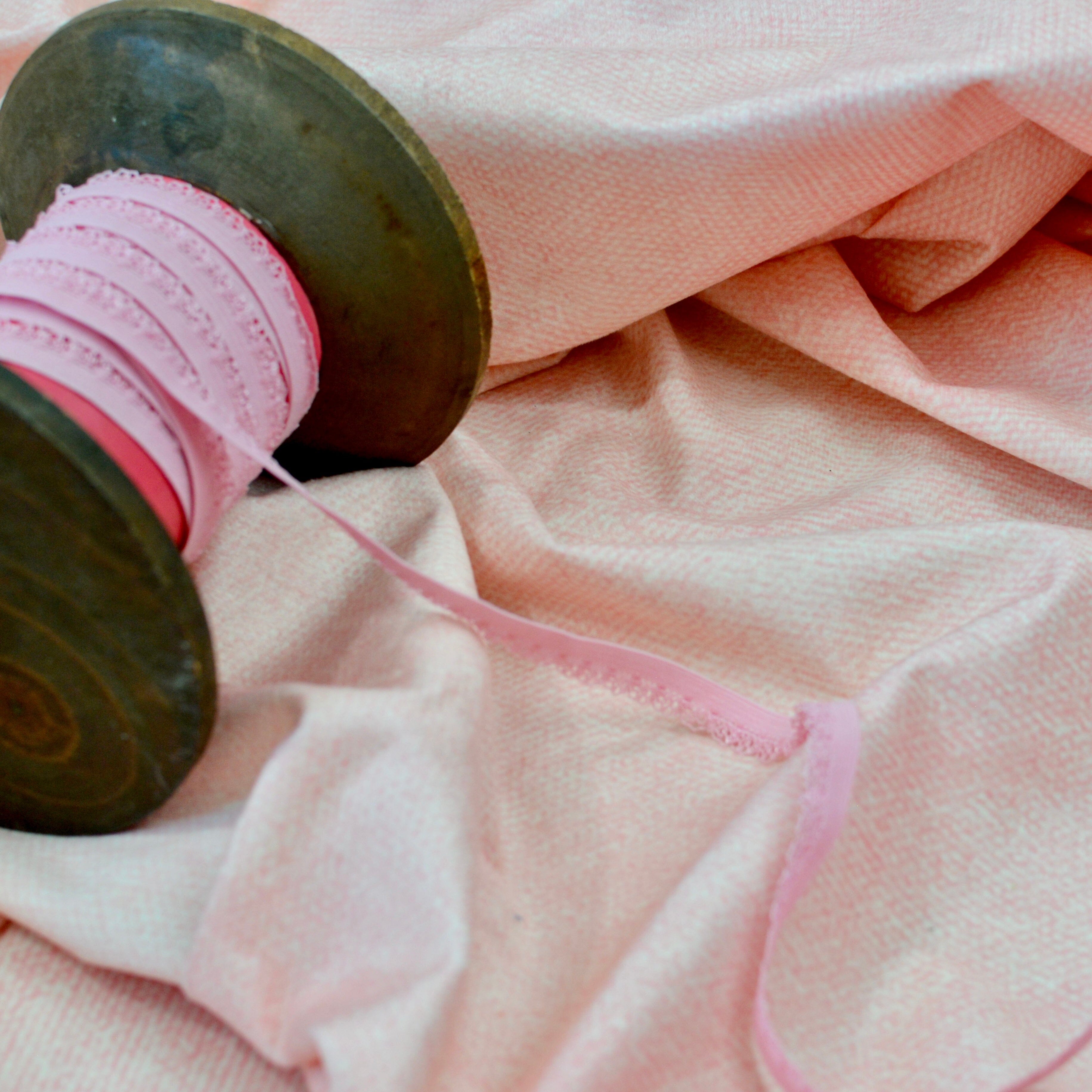 Wäschegummi elastisch Bogenkante 11mm rosa Fabric poshpinks