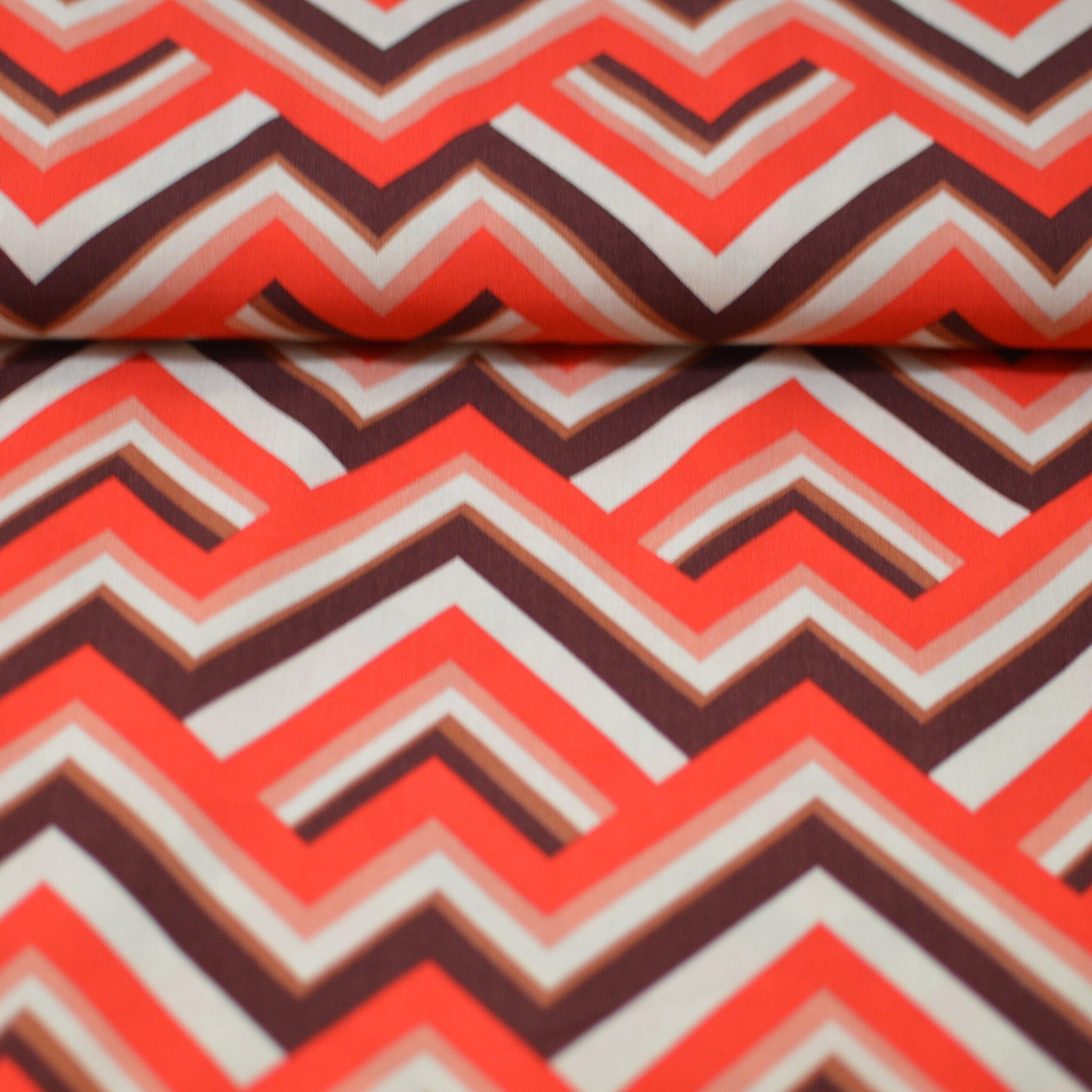 Viskose - Zickzack - rot braun beige Fabric poshpinks