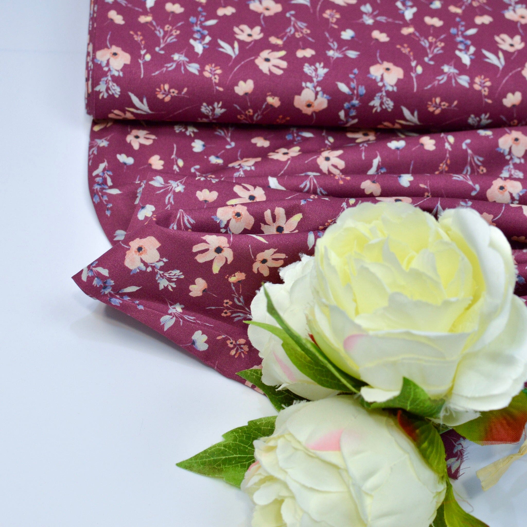 Baumwoll Popeline - Aquarell Flowers - Dark Mauve Fabric poshpinks