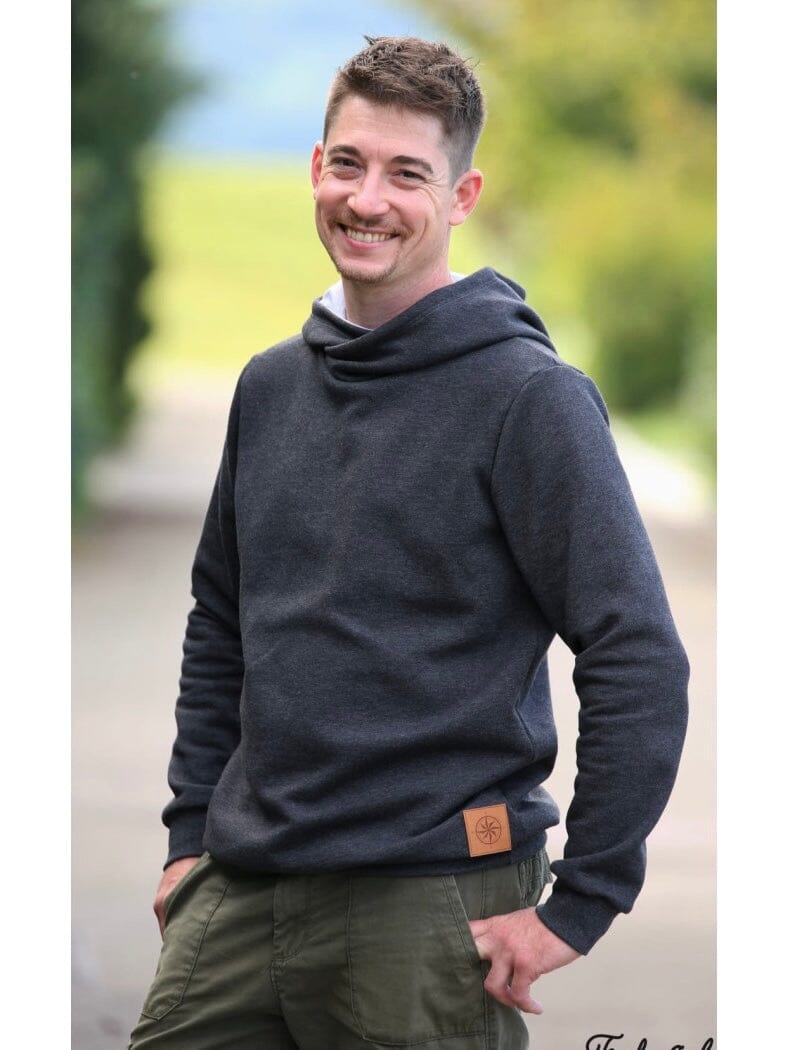 Papierschnittmuster Jessy Sewing - Gentleman ´s Hoodie - Gr. XS-XXL Schnittmuster poshpinks