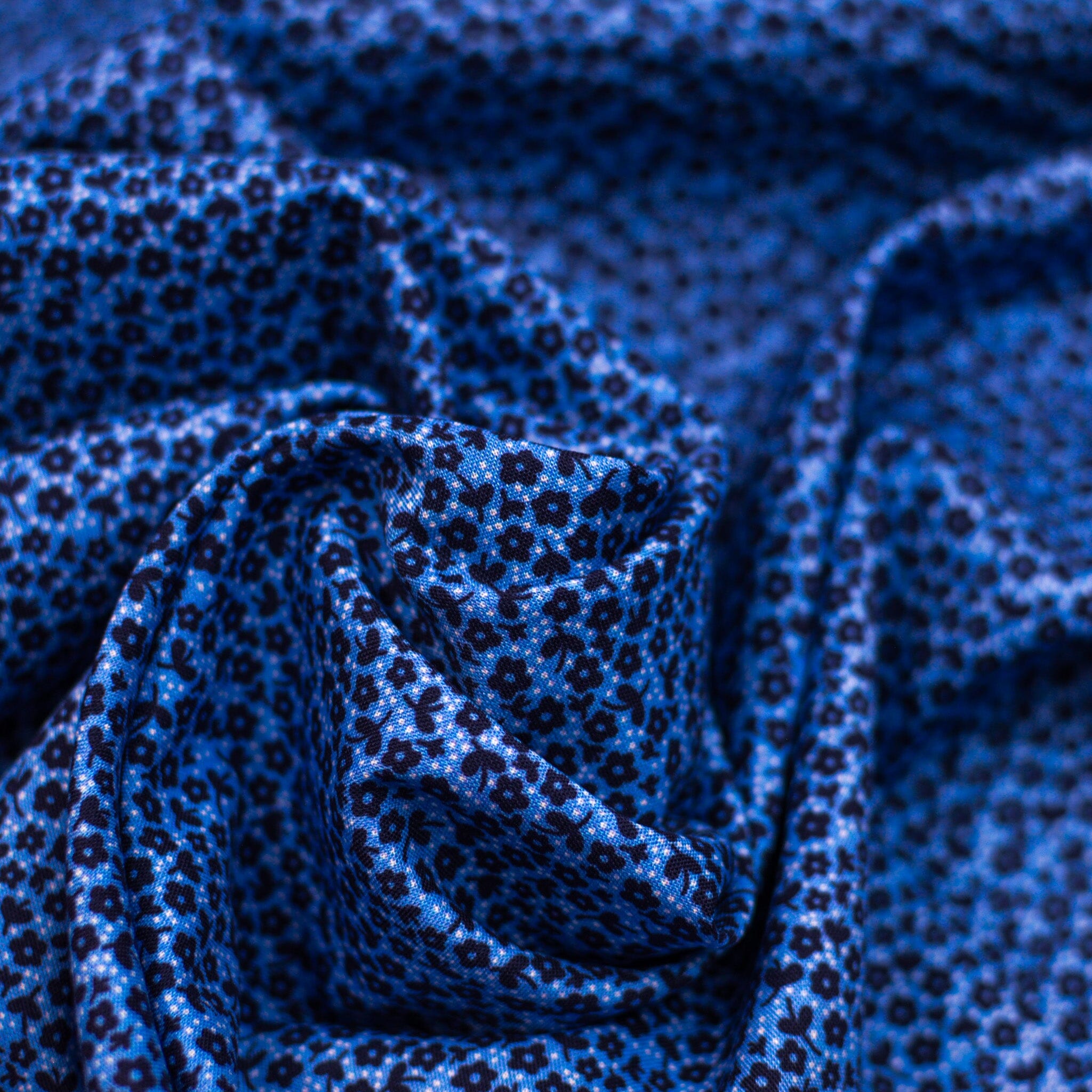 Baumwoll Popeline - Mini Blümchen blau dunkelblau Fabric poshpinks