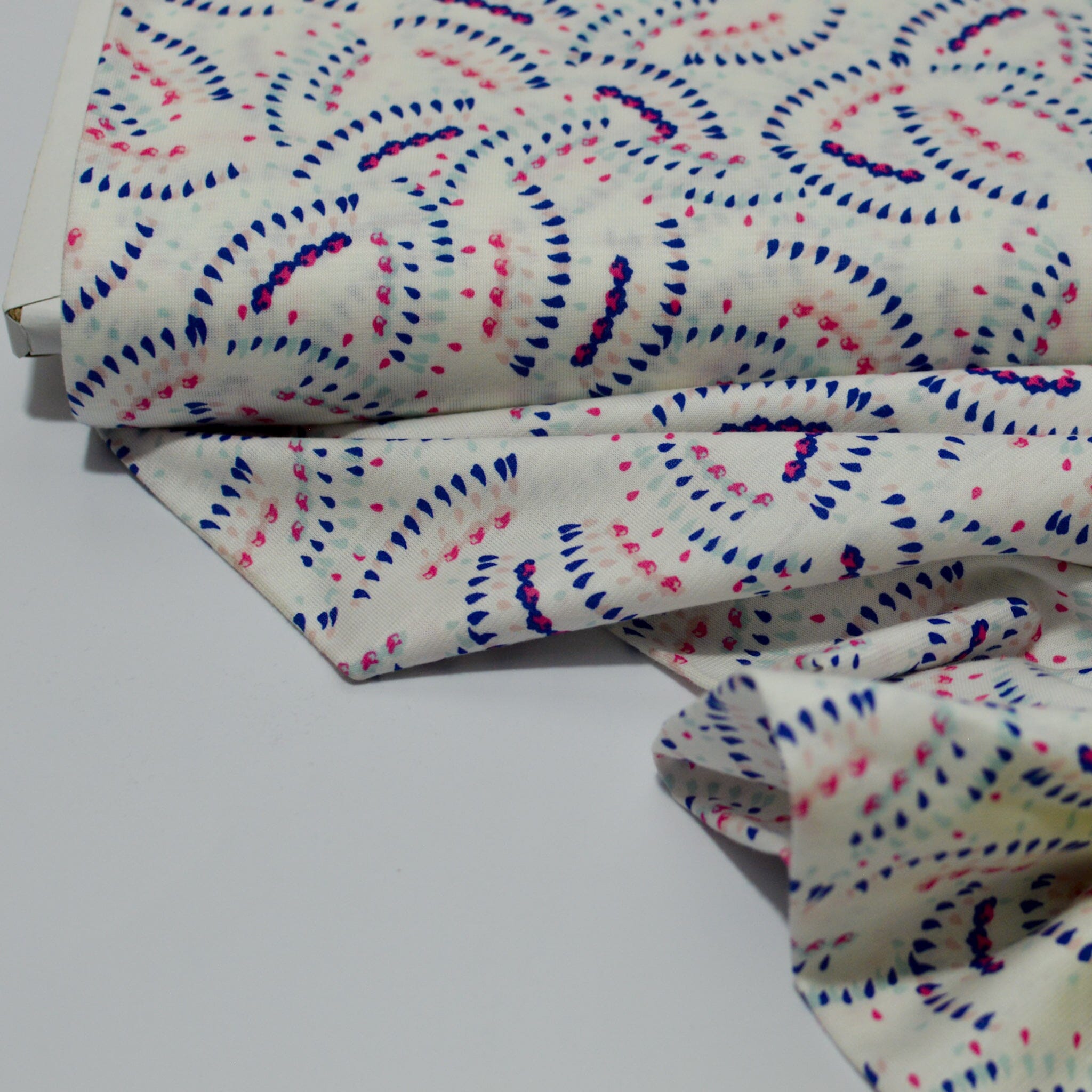 Baumwolljersey - Bögen punkte bunt auf weiß Fabric poshpinks