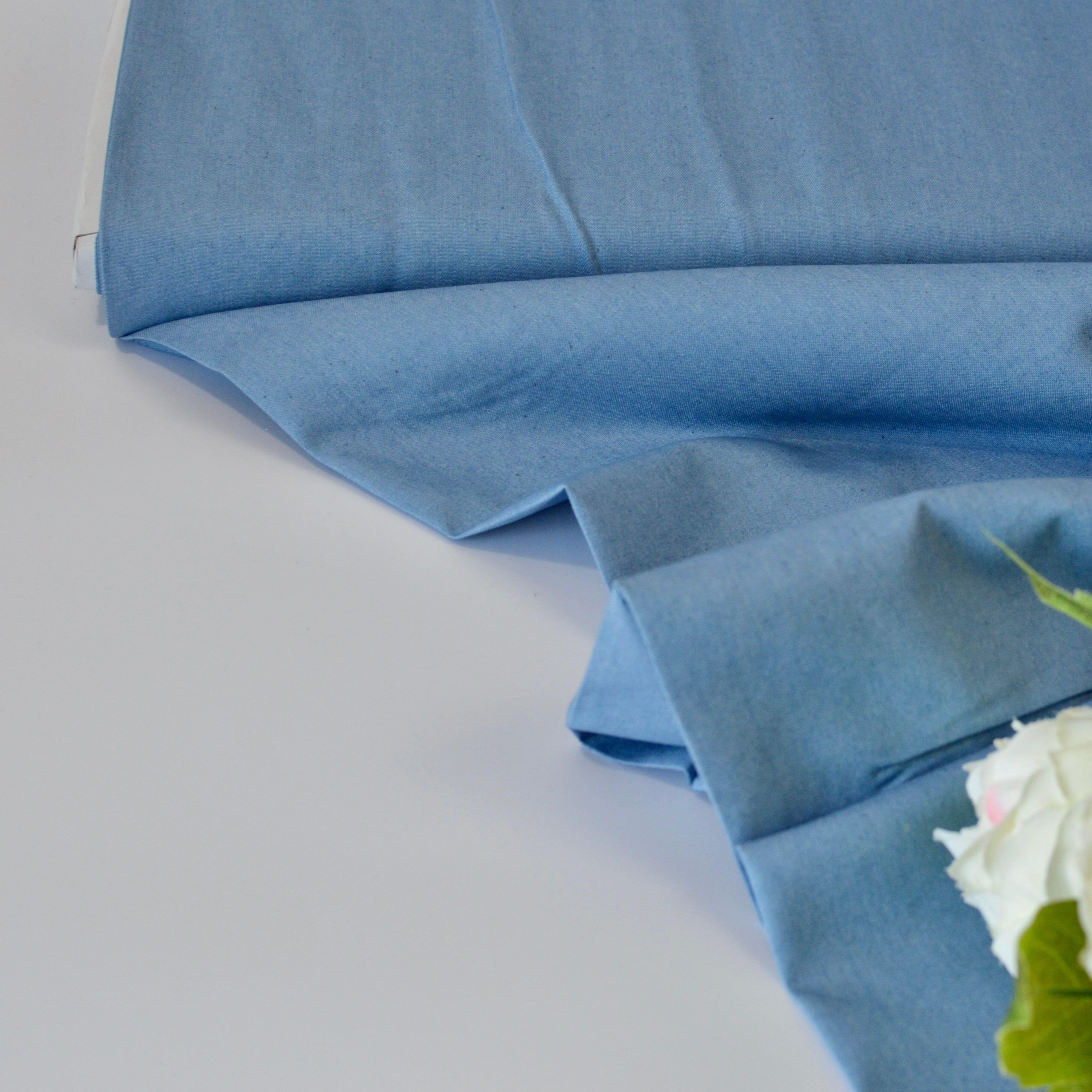 Chambray - bleached jeansblau uni - Baumwollmix Webware Fabric poshpinks