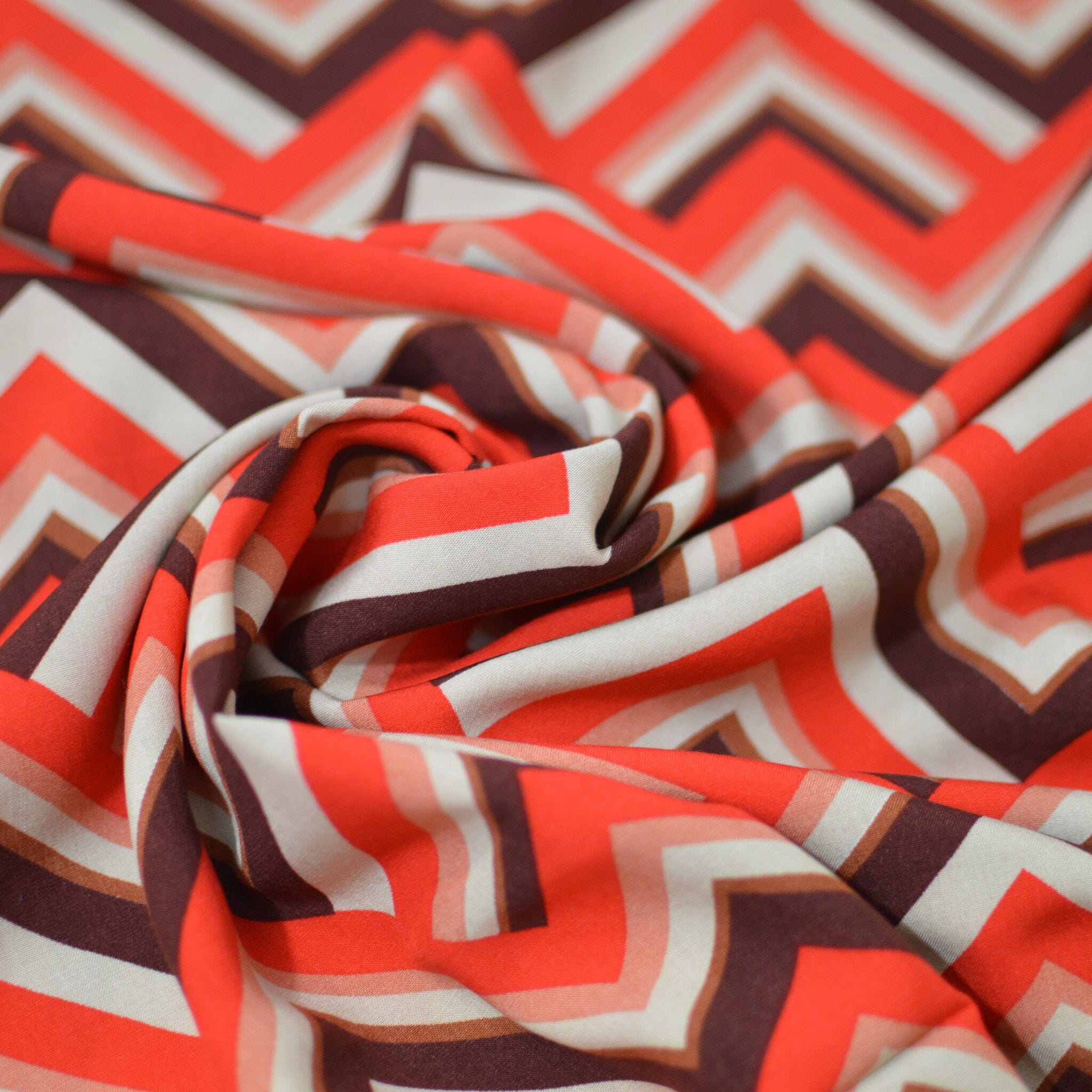 Viskose - Zickzack - rot braun beige Fabric poshpinks