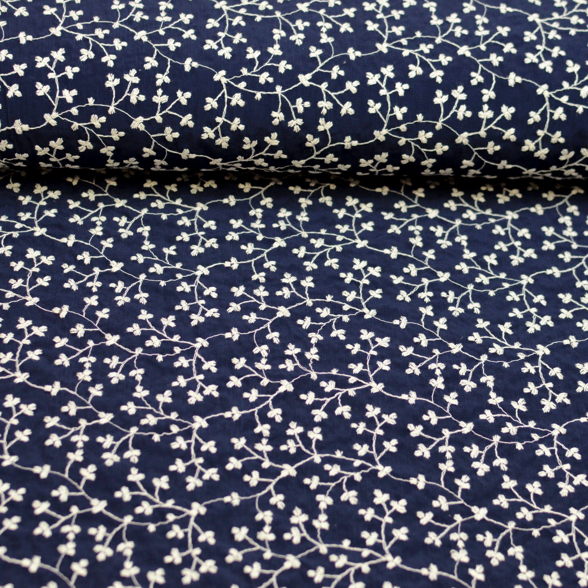 Stickereistoff - dunkelblau Fabric poshpinks