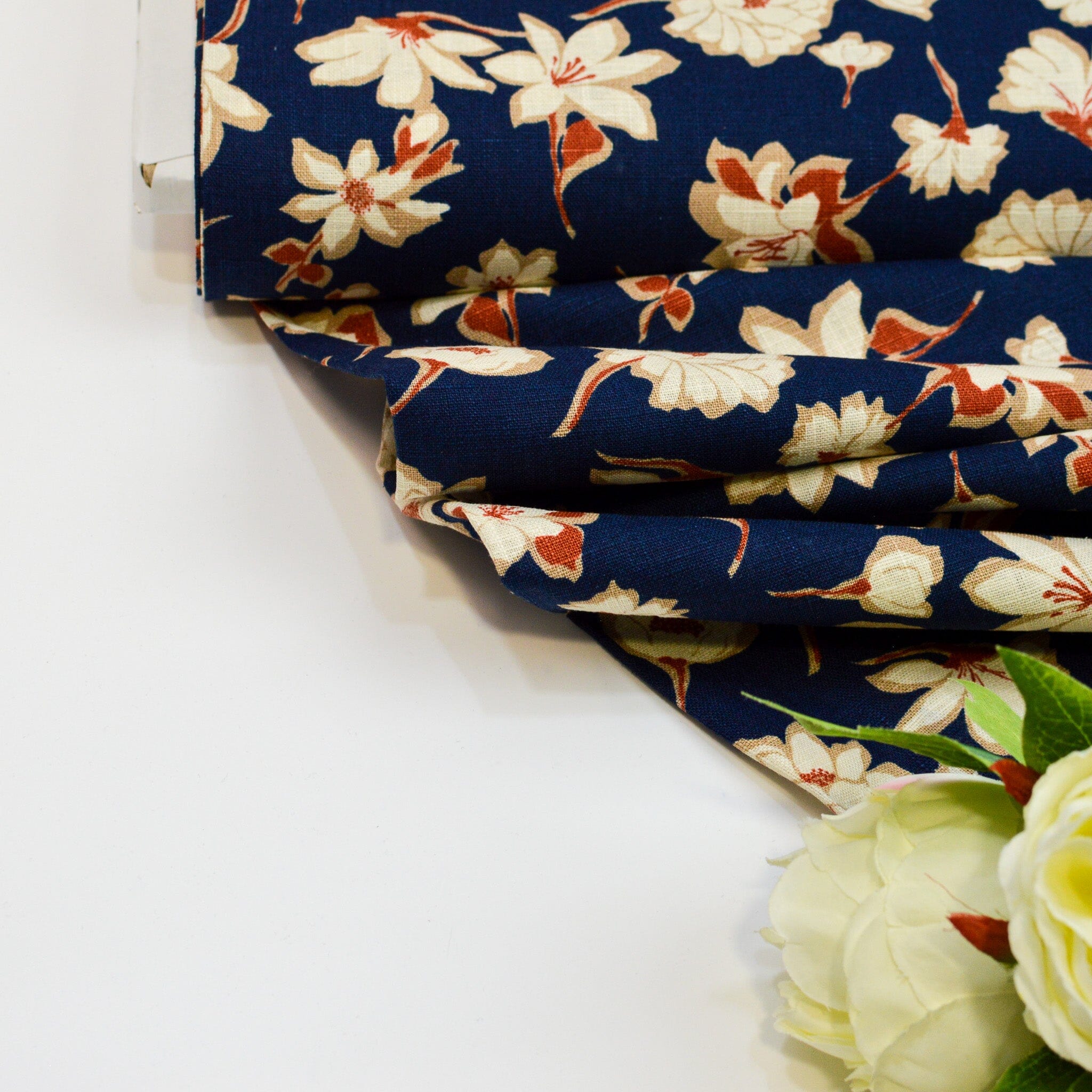 Leinen gewaschen - Druck Blumen - tintenblau rostrot - Grasleinen Fabric poshpinks