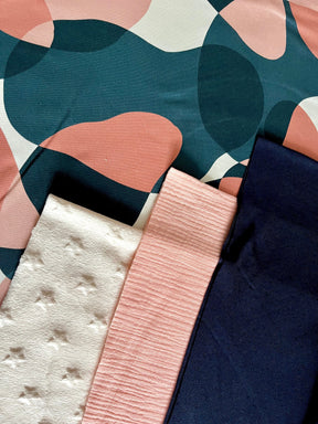 Reststück 0,9m! Soft Touch French Terry - Aurora - Stones rose Fabric poshpinks
