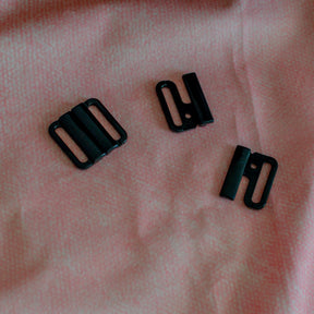 Bikiniverschluß kunststoff schwarz 25 mm Pearls poshpinks